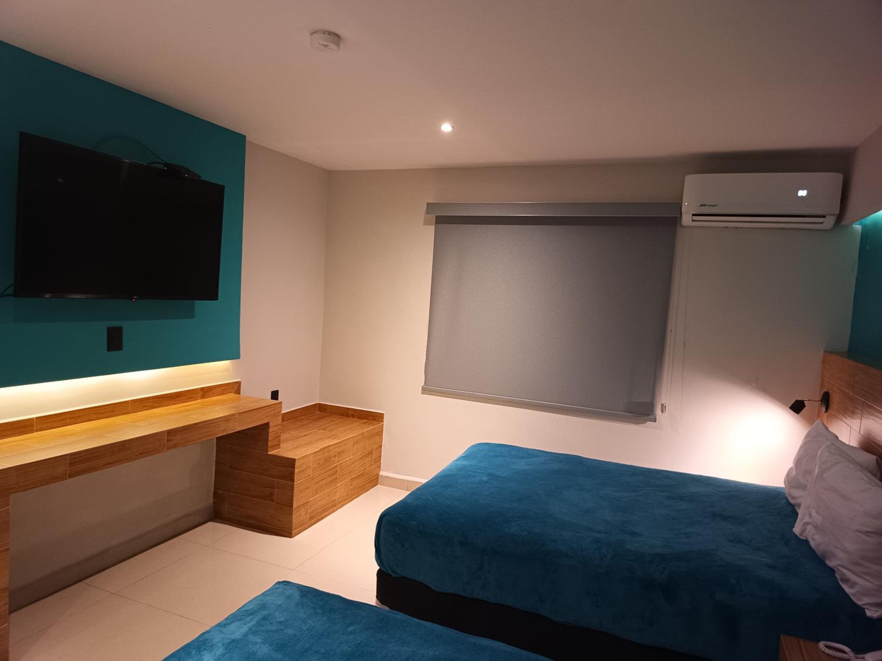 Standard Double Room - Photo 40