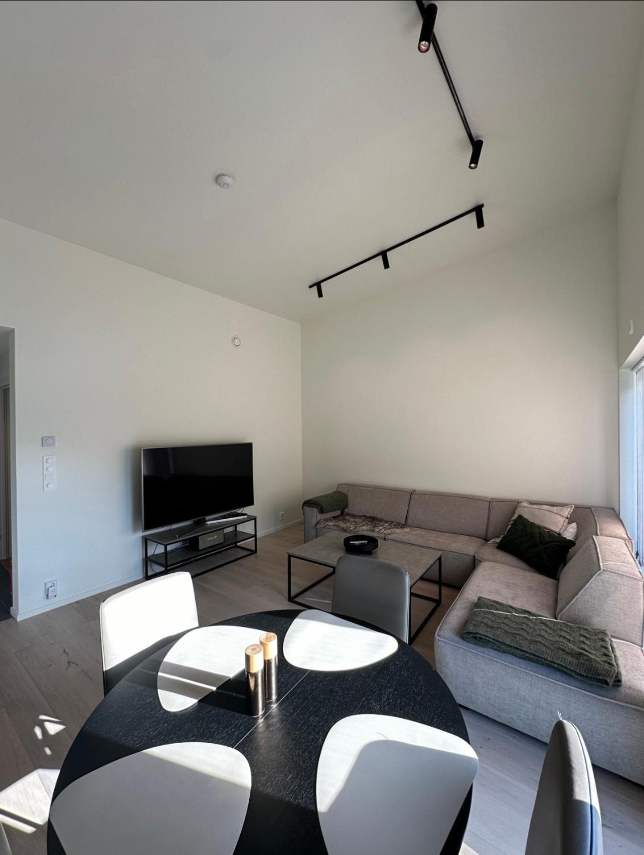 Two-Bedroom Apartment photo 2