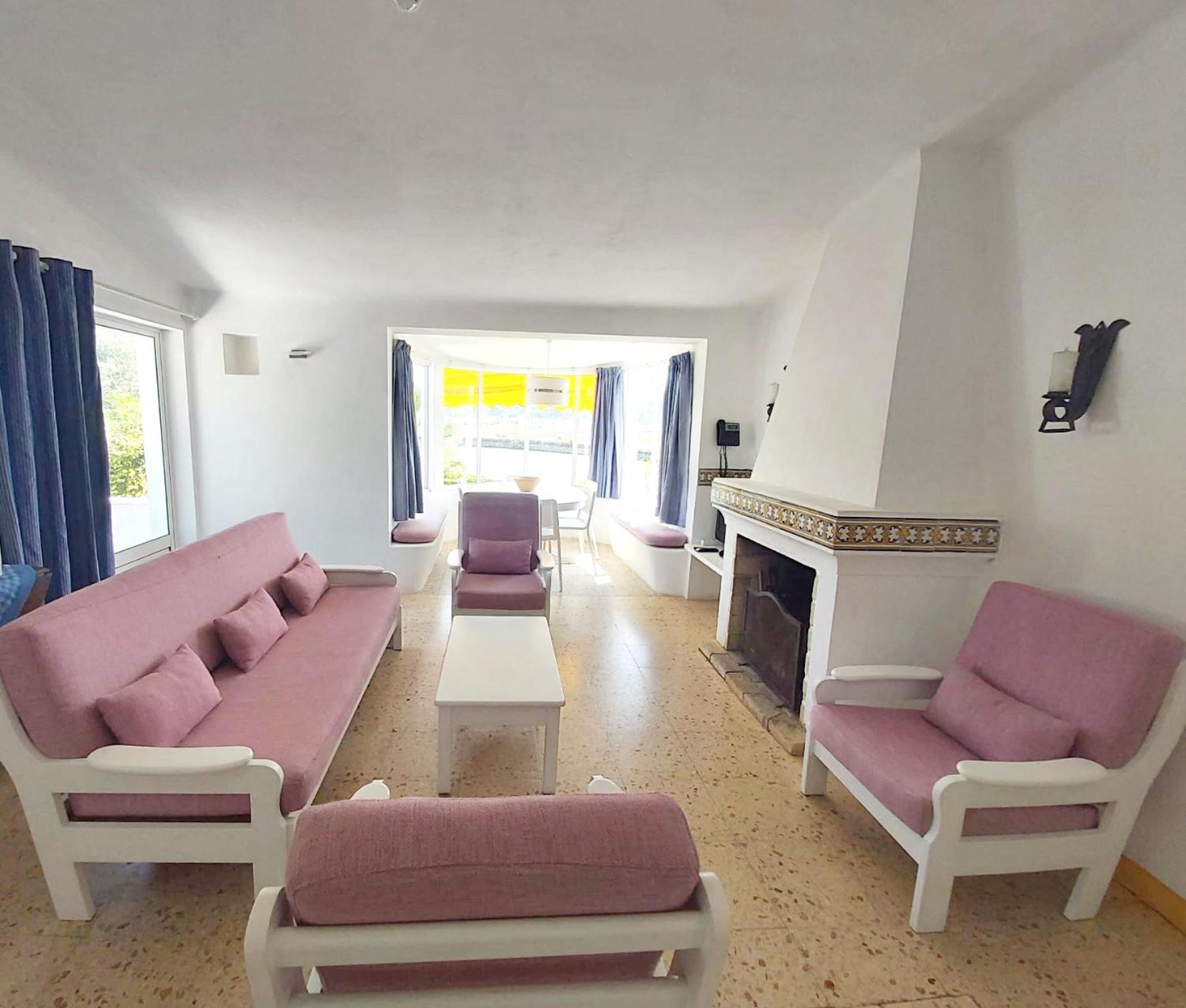 Two-Bedroom Family Apartment - Photo 5