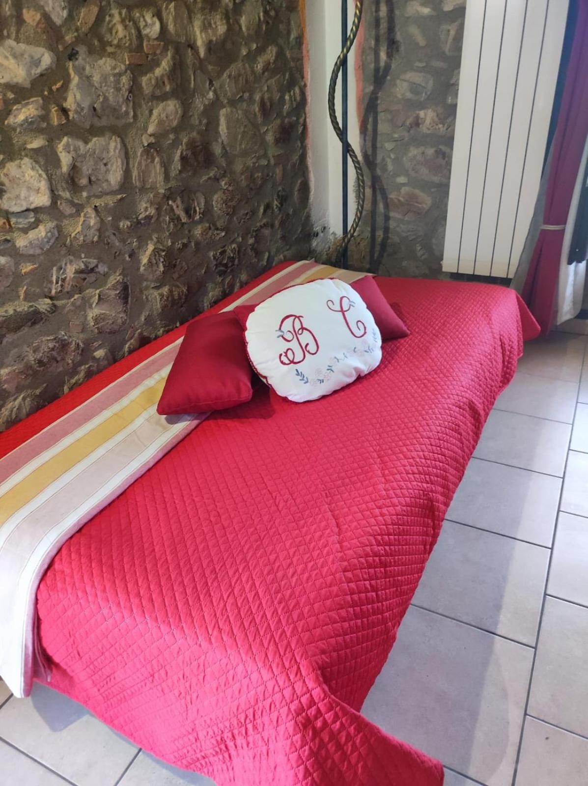 Two-Bedroom Apartment photo 2