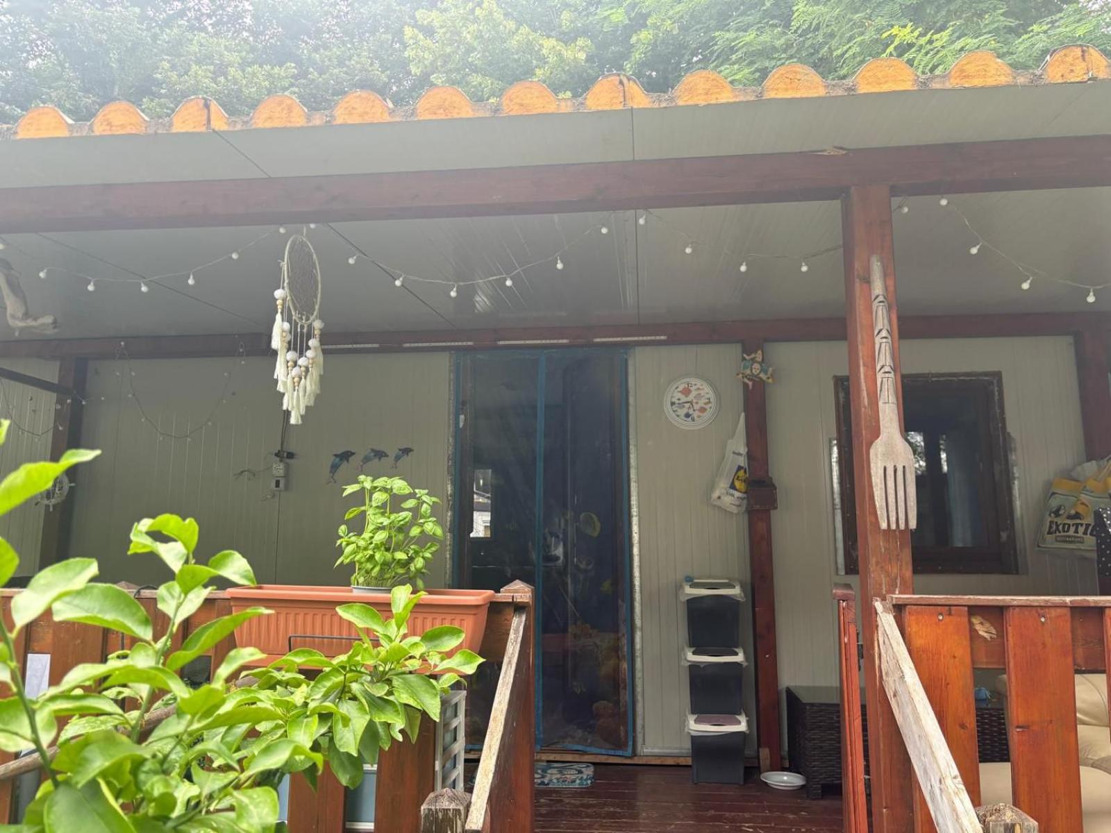 Two-Bedroom Bungalow photo 3