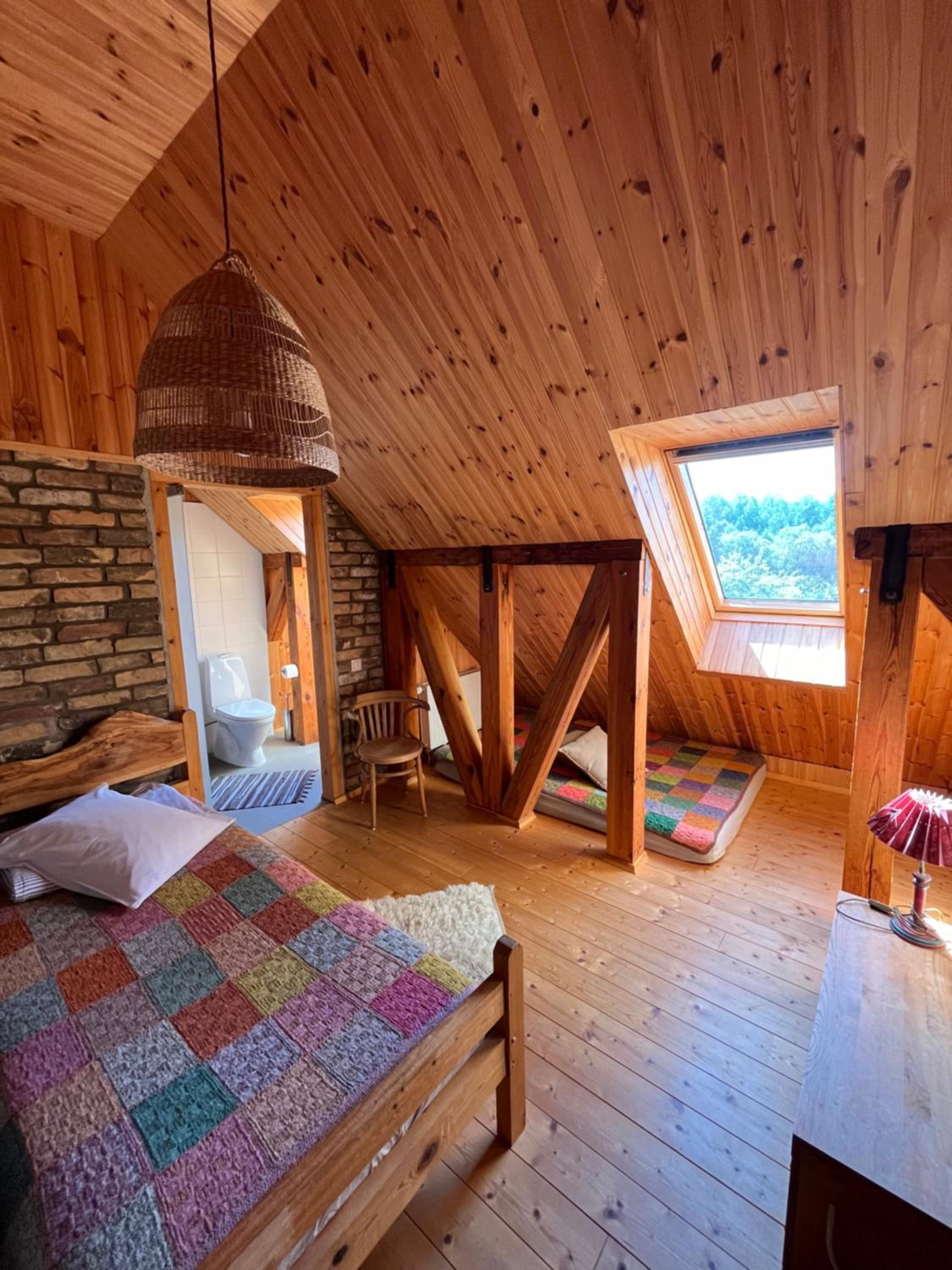 Single Room With Private Bathroom photo 2