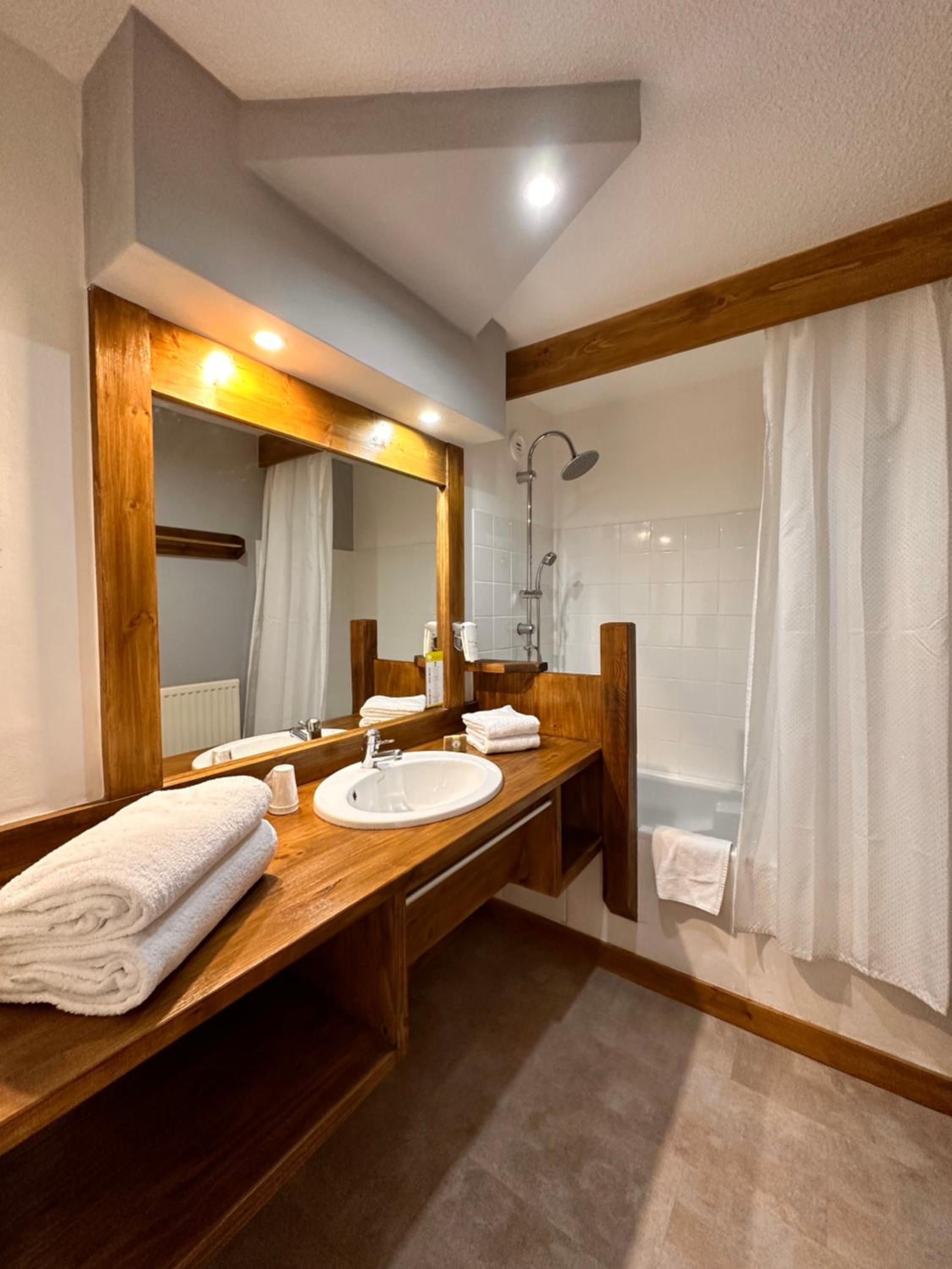 Superior Double Room - Photo 3