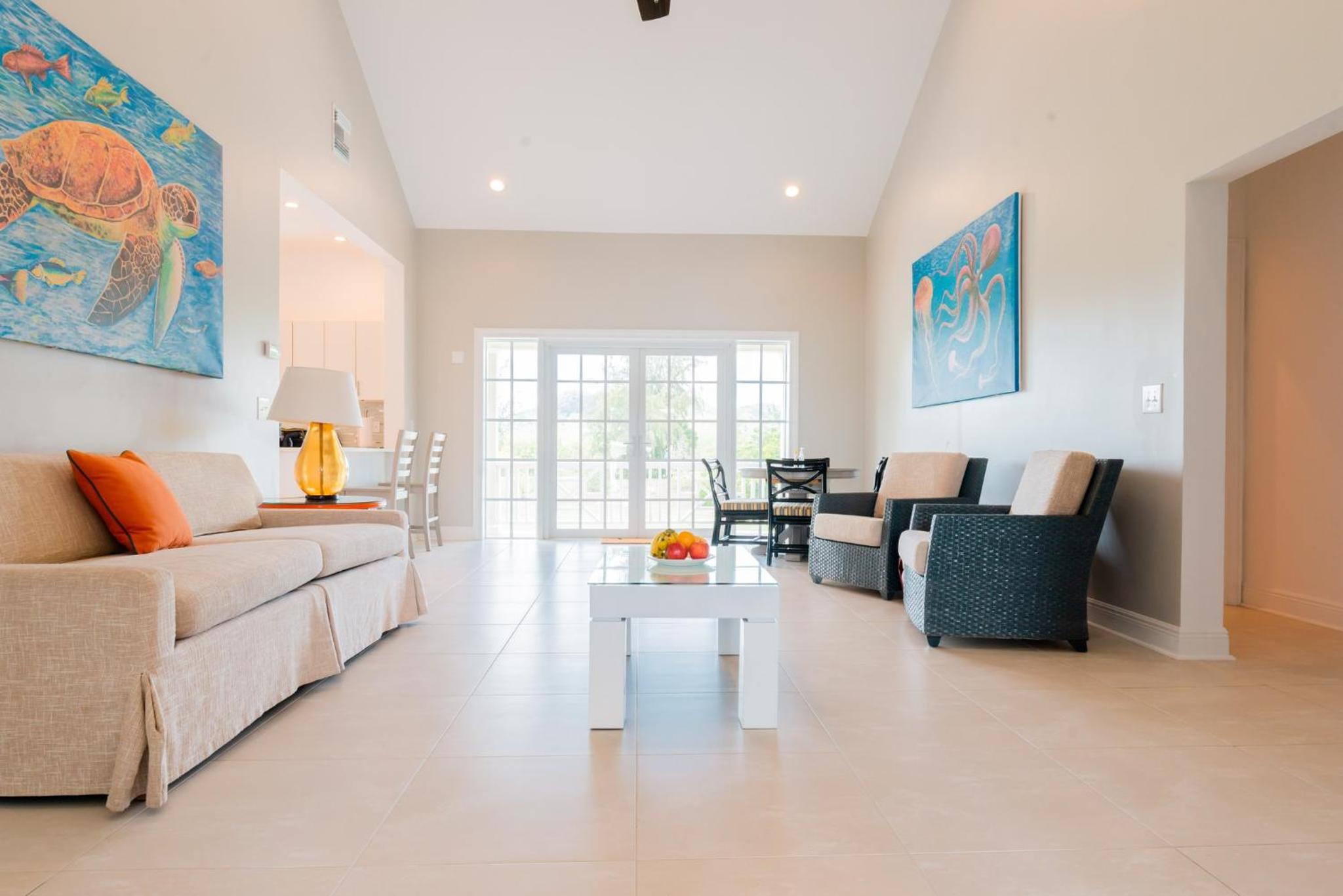 Three-Bedroom Apartment with Balcony
