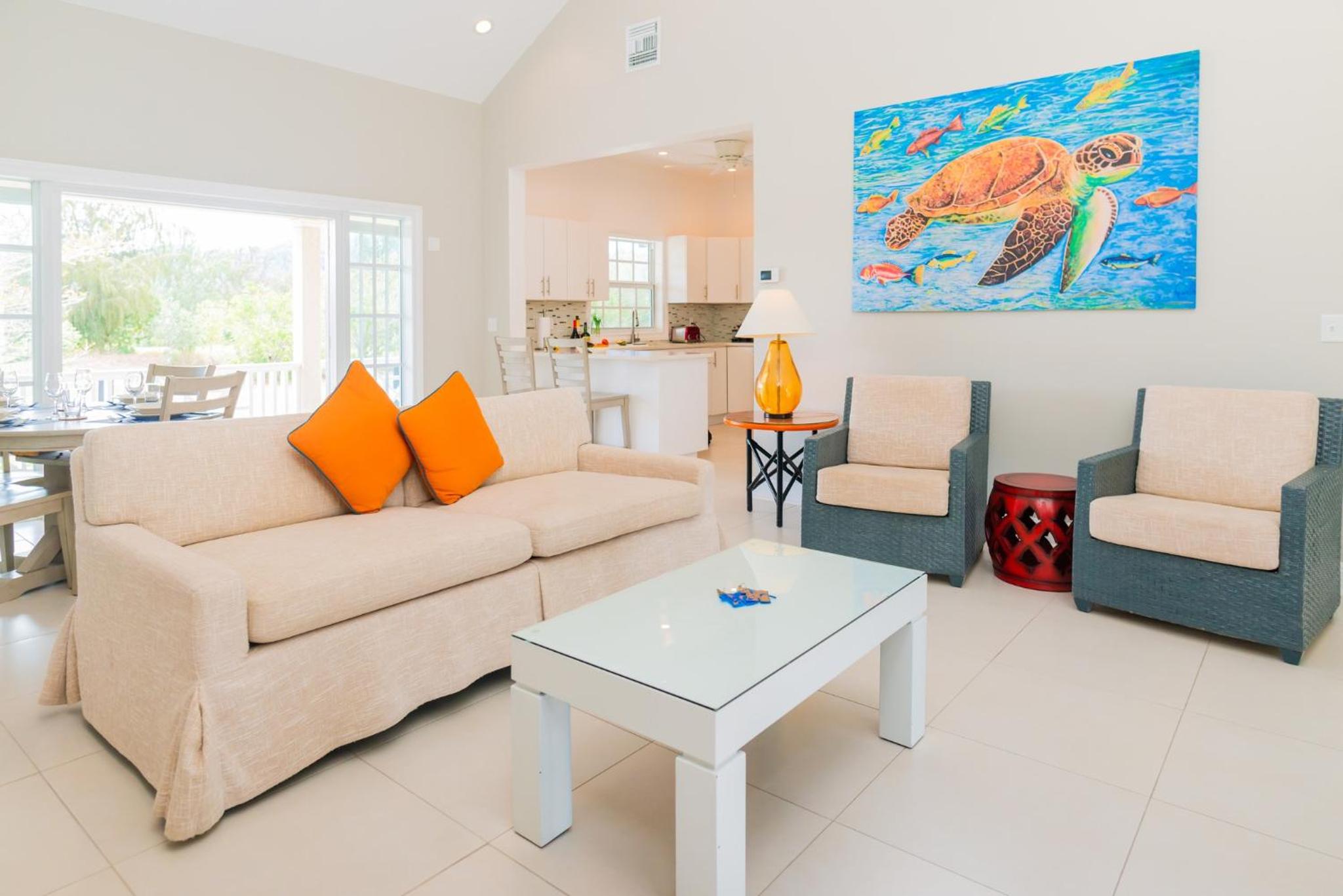 Three-Bedroom Apartment with Balcony photo 2