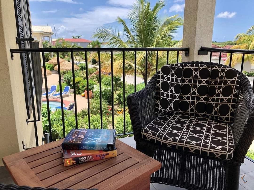 Three-Bedroom Apartment with Balcony photo 3