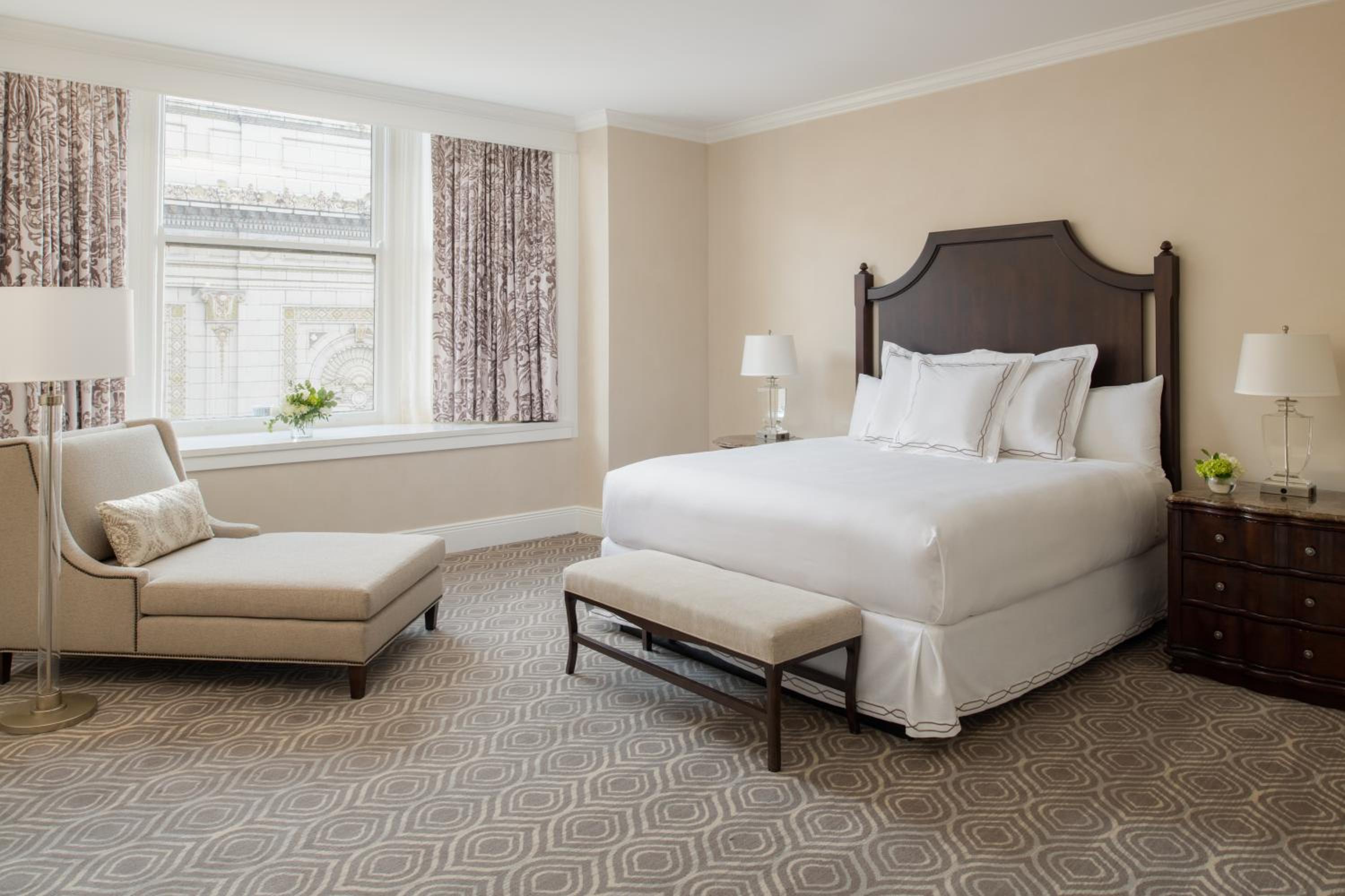 Astoria King Suite