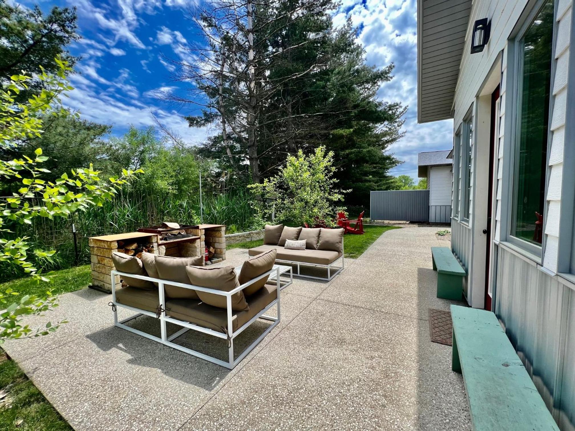 Three-Bedroom Vacation Home  photo 2