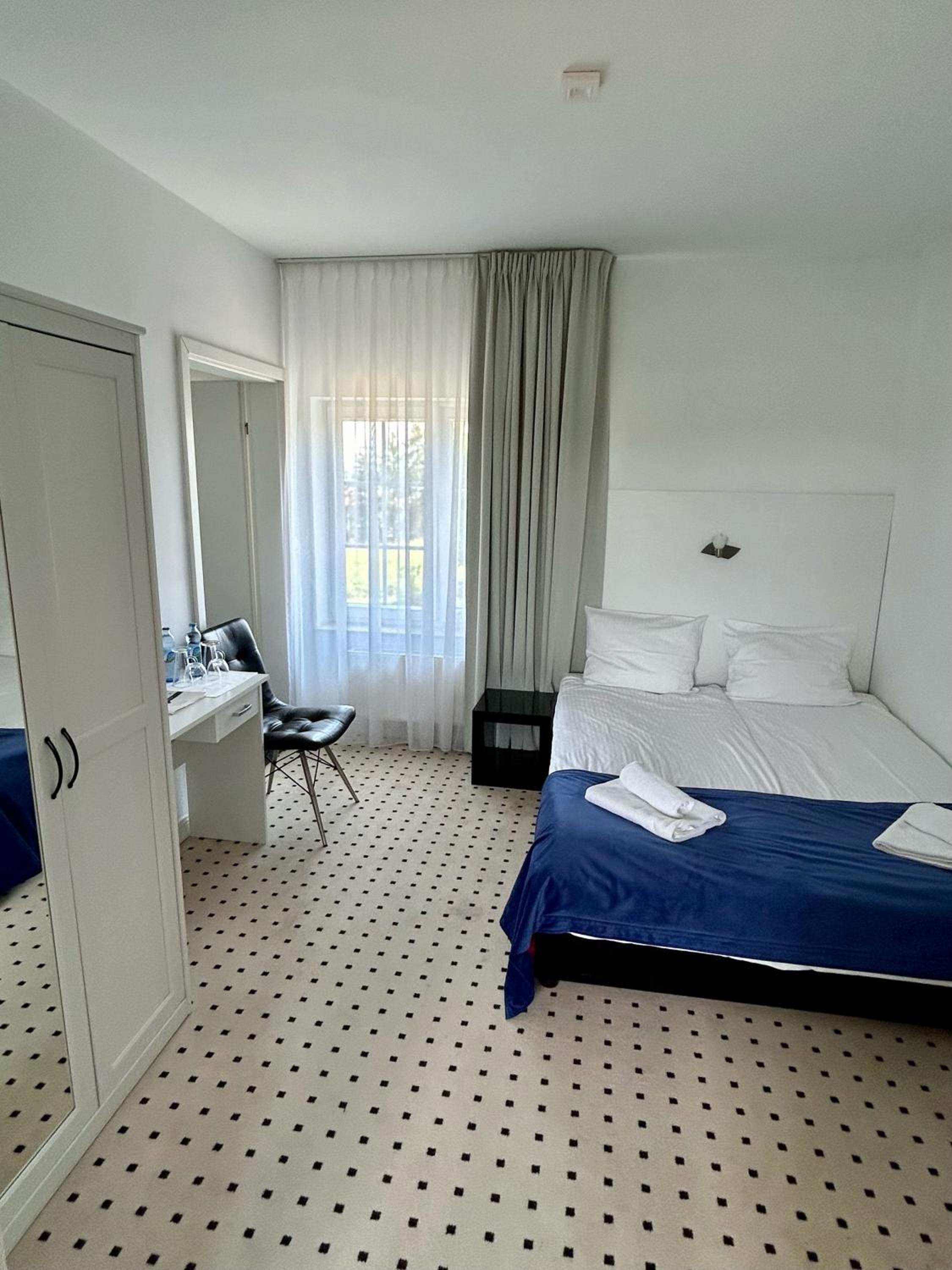 Economy Double Room photo 1