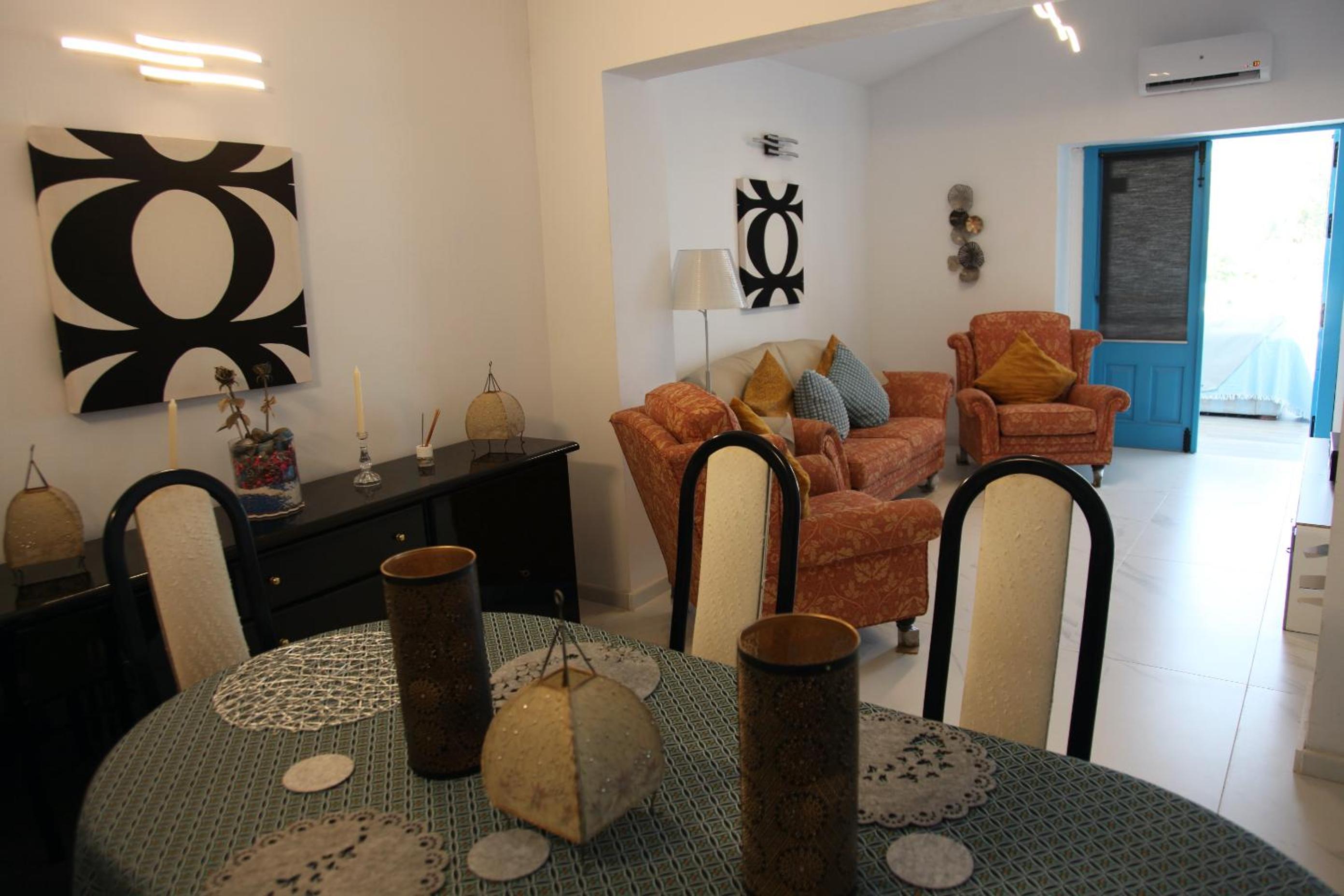 Apartamento con Balcón