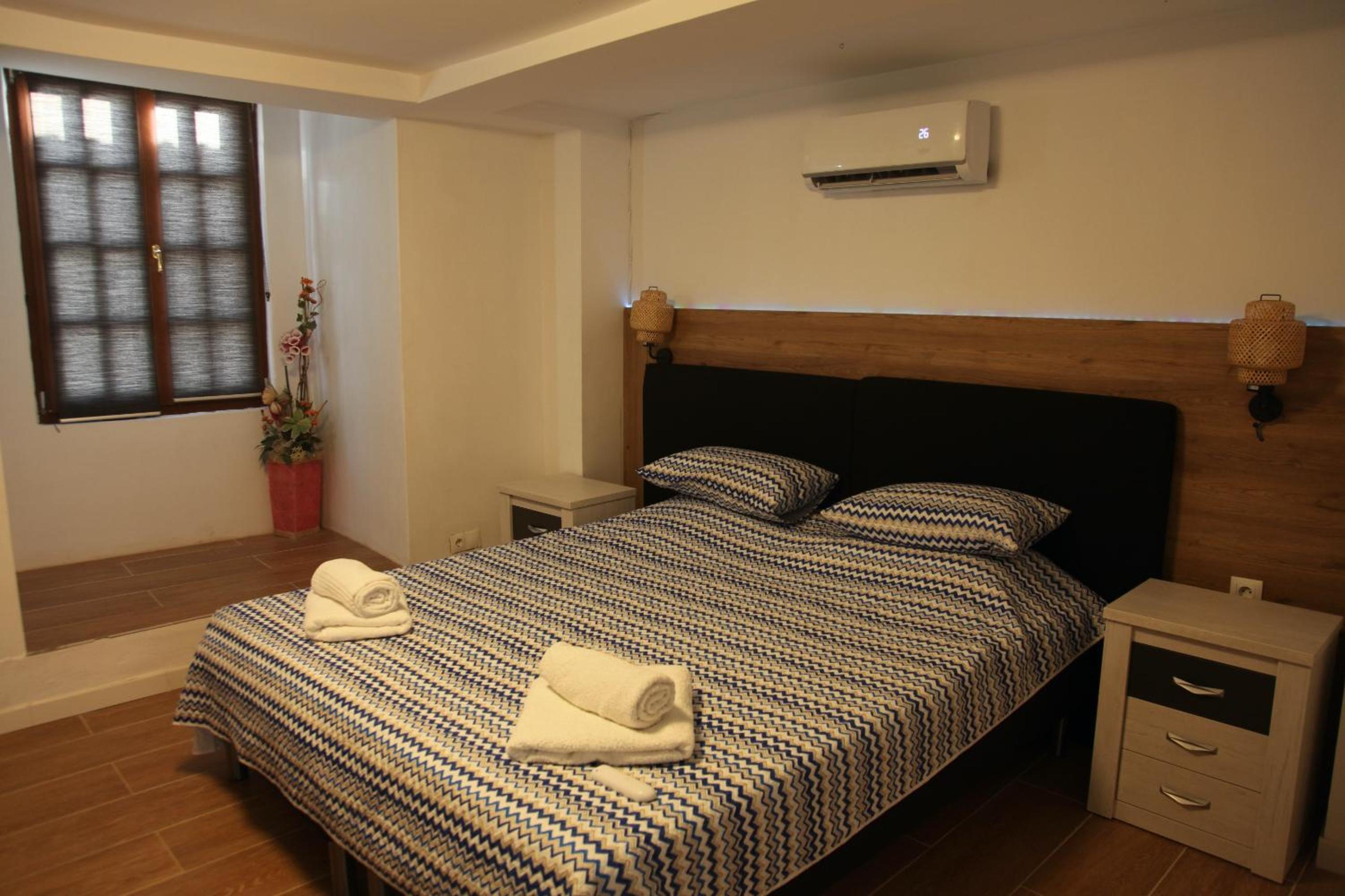 Habitación Doble con Baño Privado