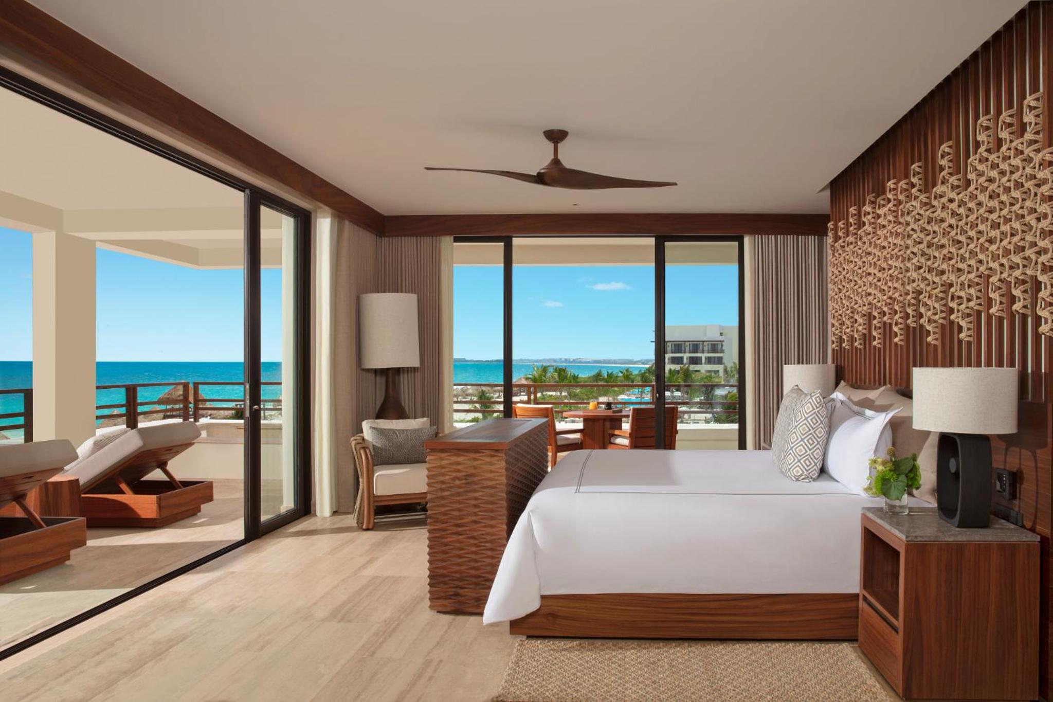 Preferred Club Master Suite Corner Ocean Front thumbnail 5