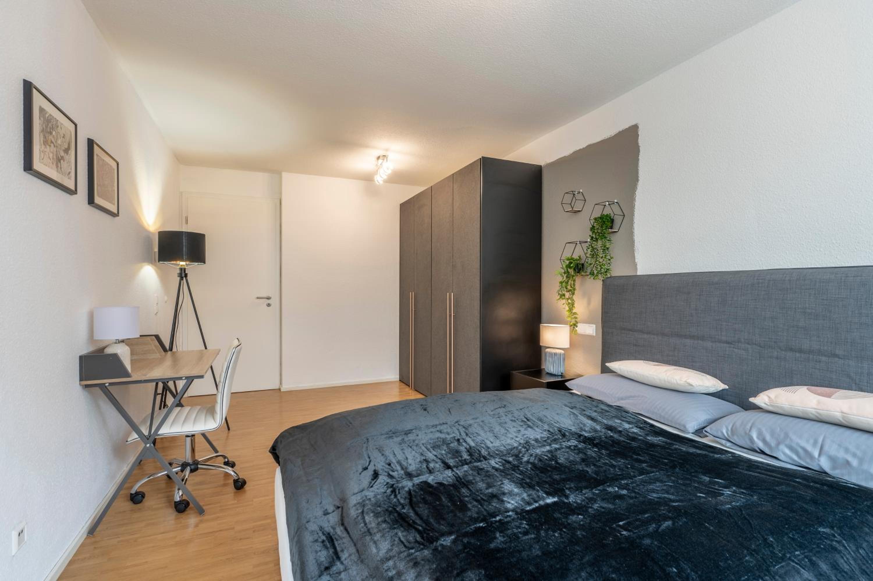 Four-Bedroom Luxury Apartment photo 2