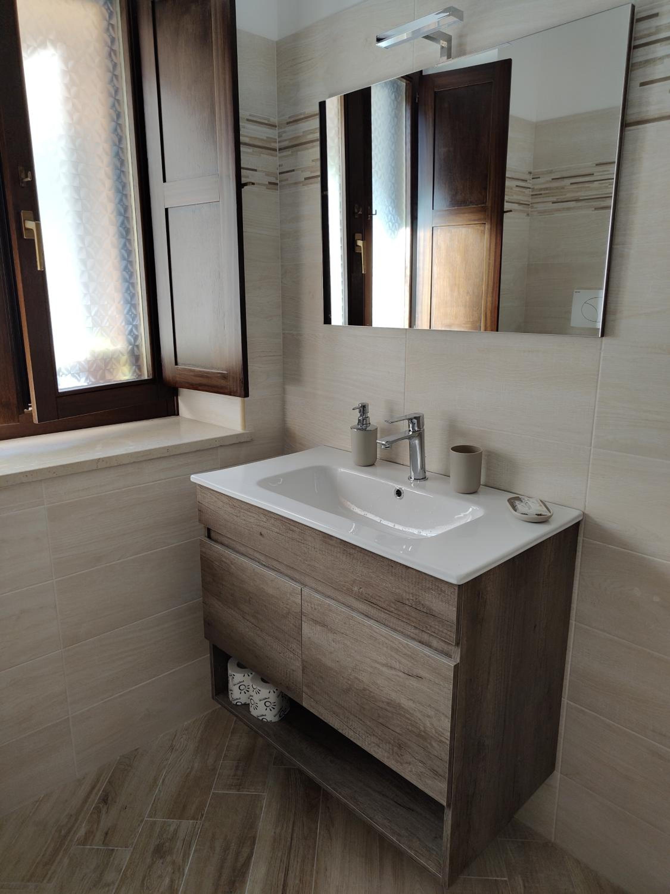 Triple Room with Private Bathroom photo 2