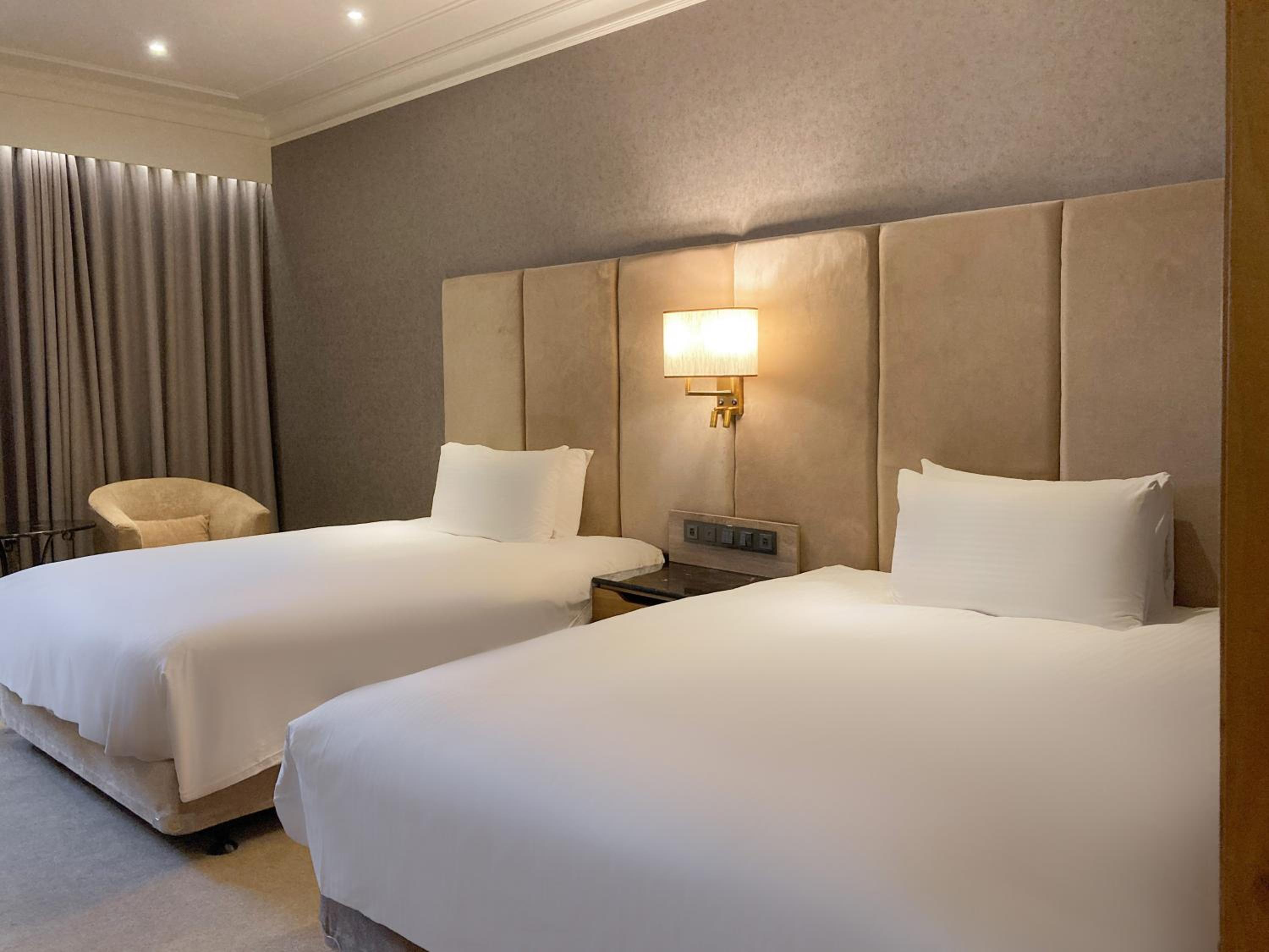 Standard Twin Room photo 3
