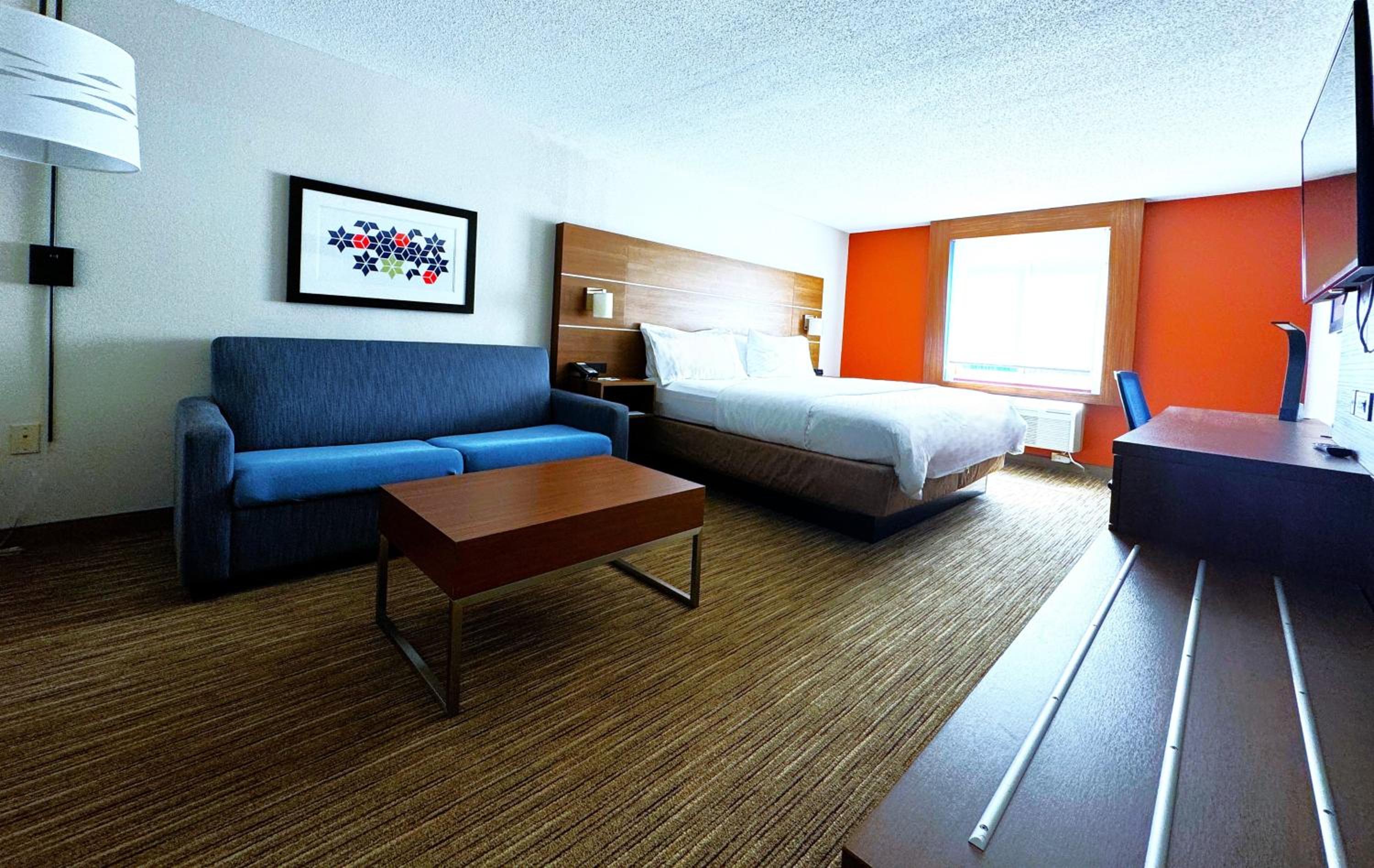 King Suite - Photo 7