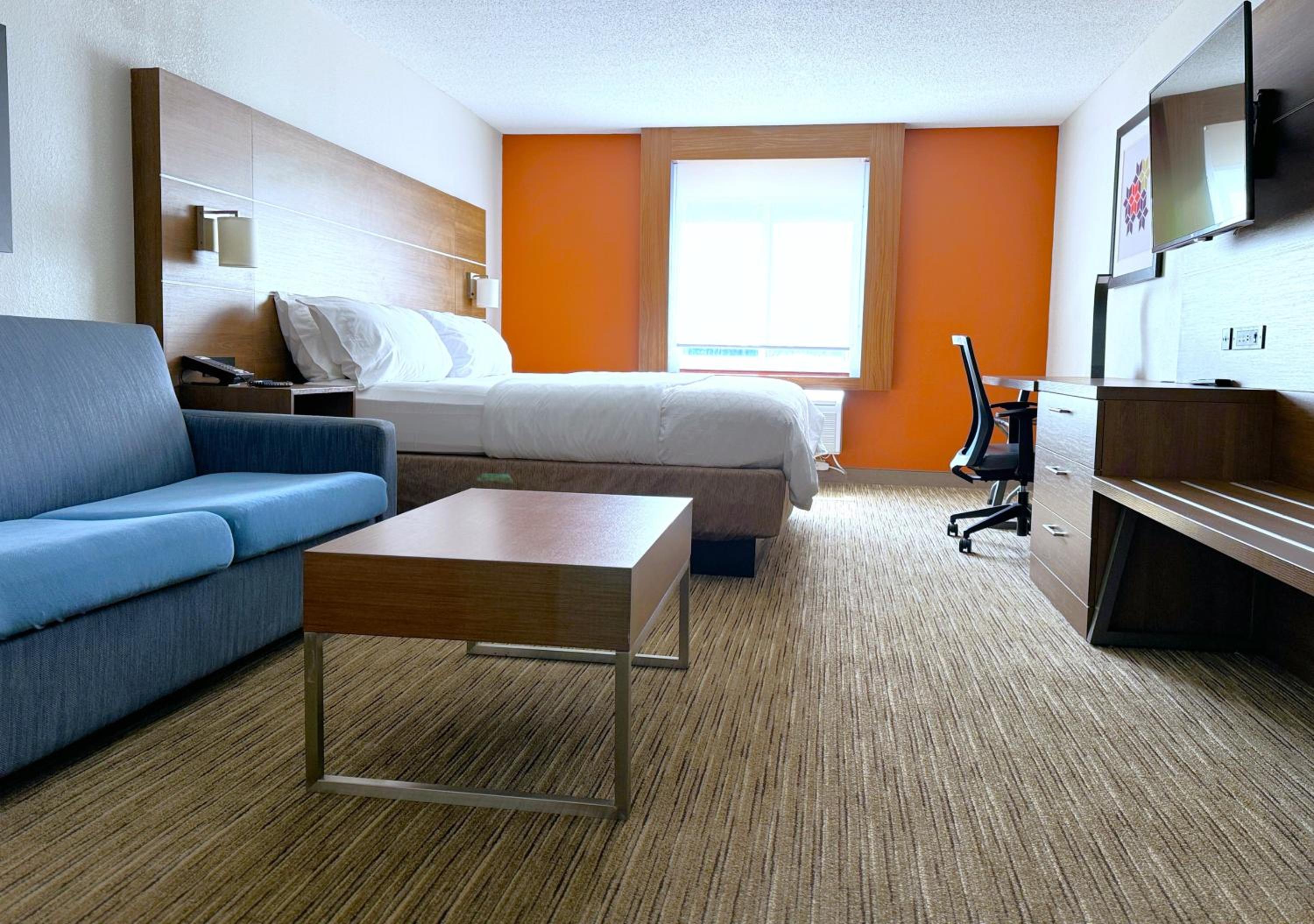 King Suite - Photo 11