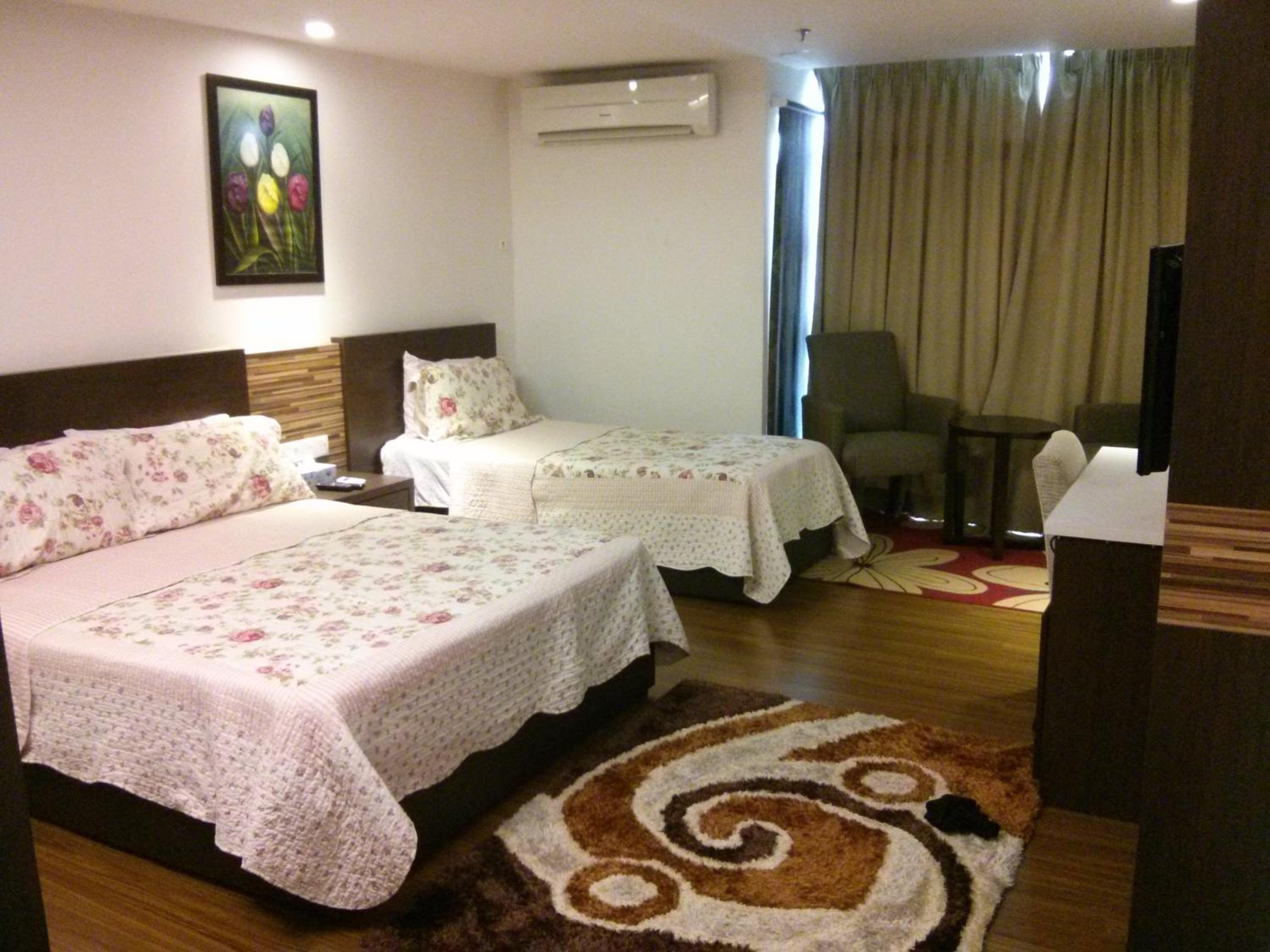 Studio Apartment