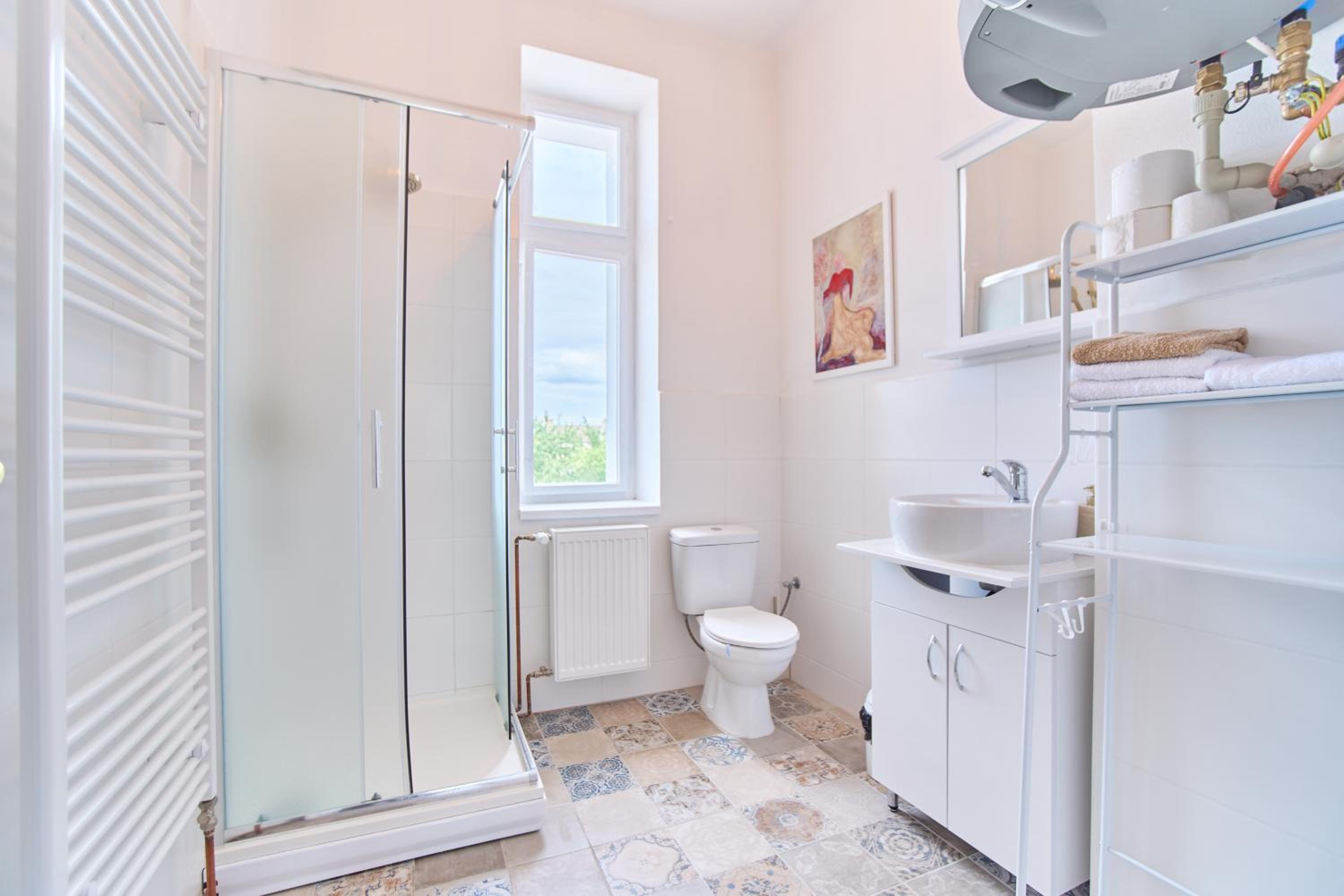 Economy Triple Room with Shared Bathroom photo 1