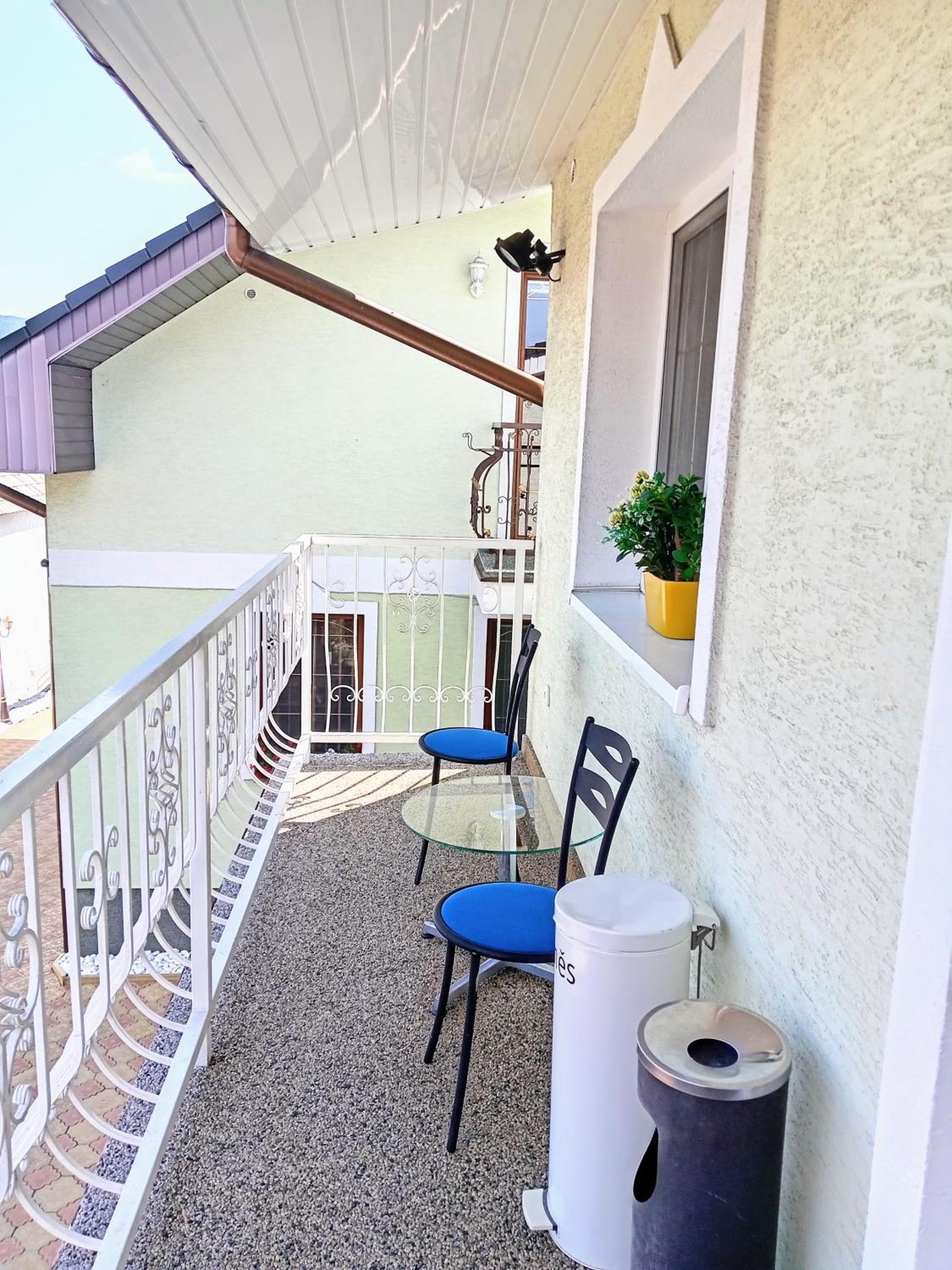 Quadruple Room with Balcony photo 3