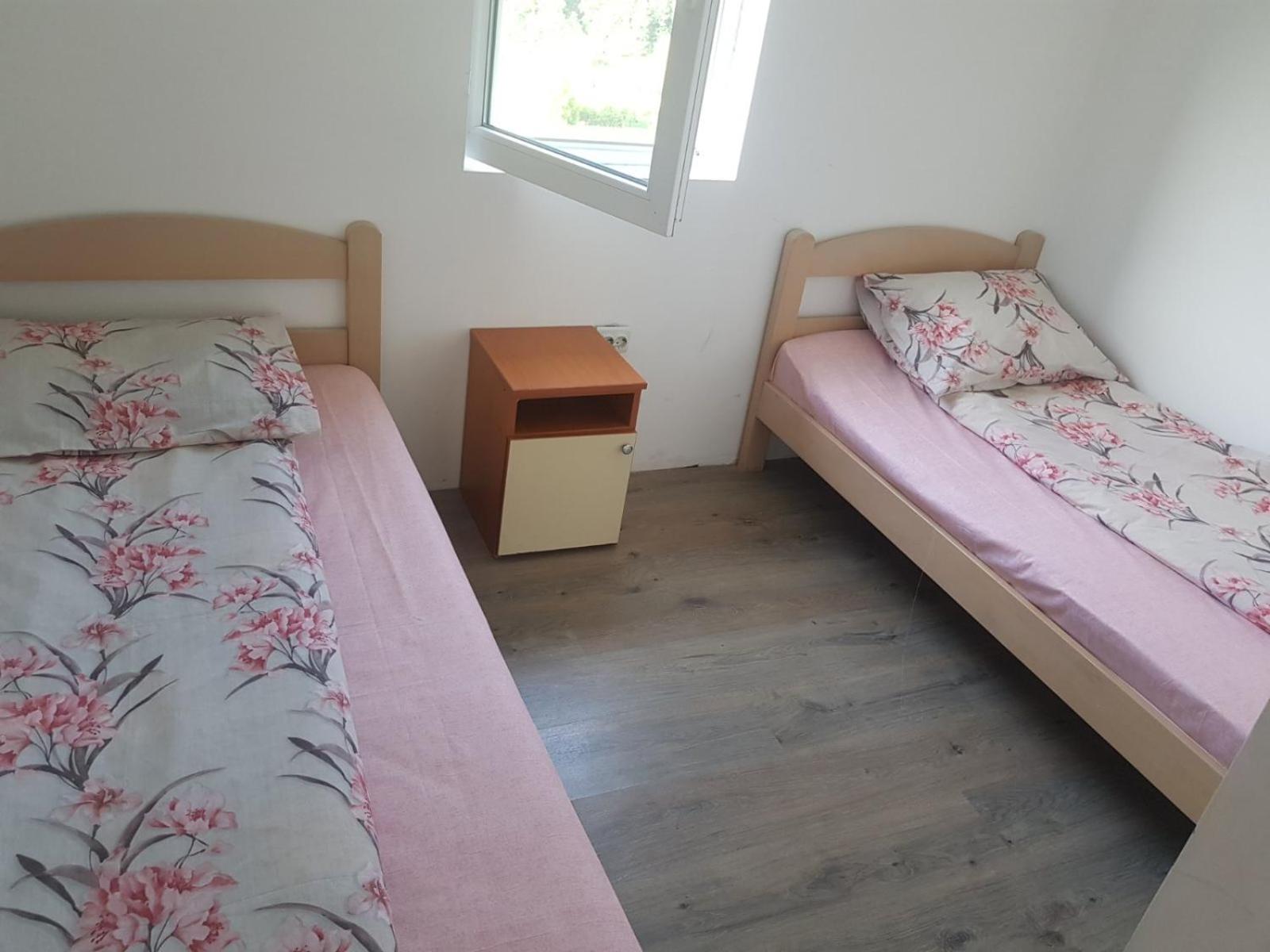 Twin Room With Mountain View photo 3