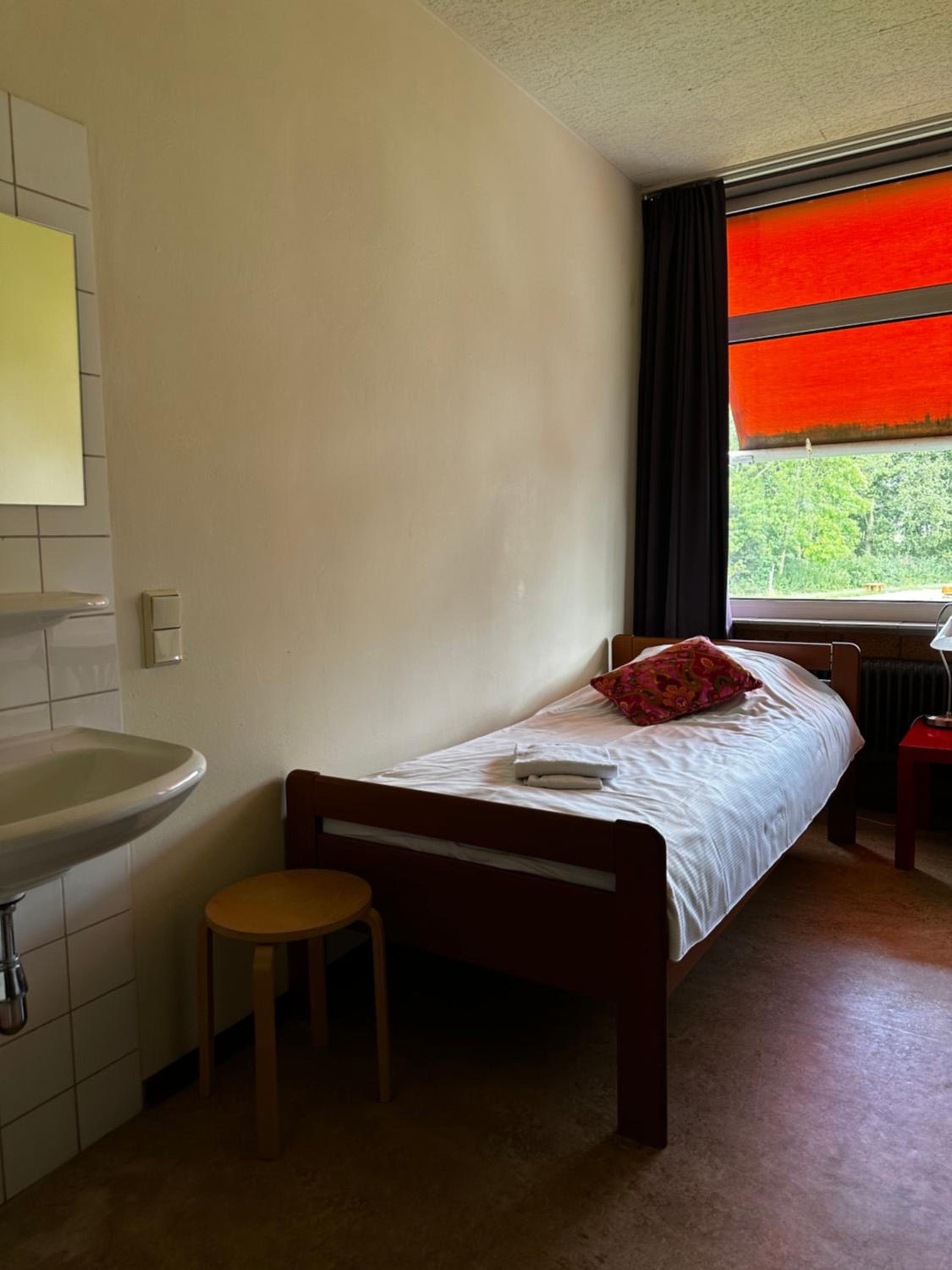 Budget Single Room