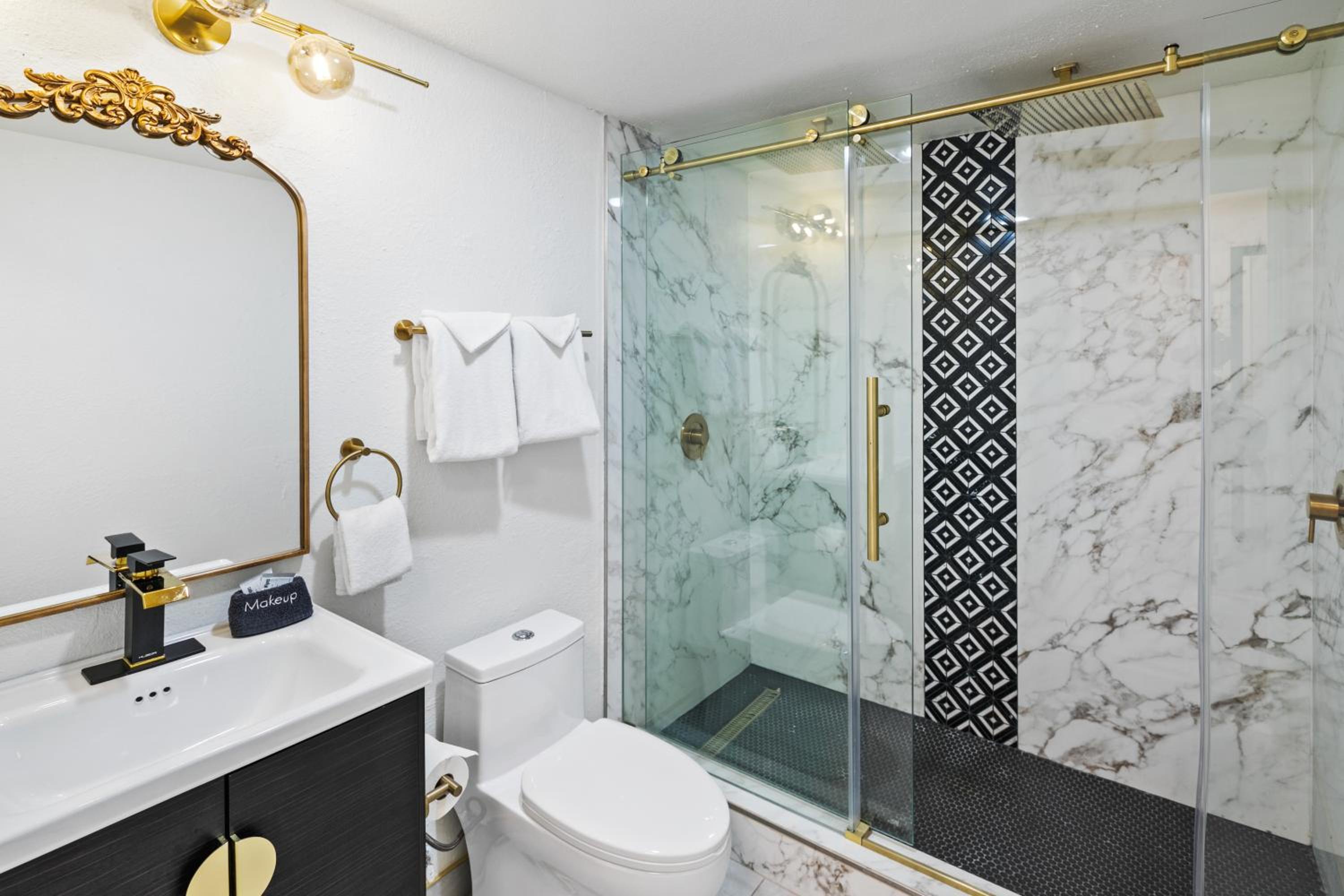 King Room - Disability Access - Photo 4
