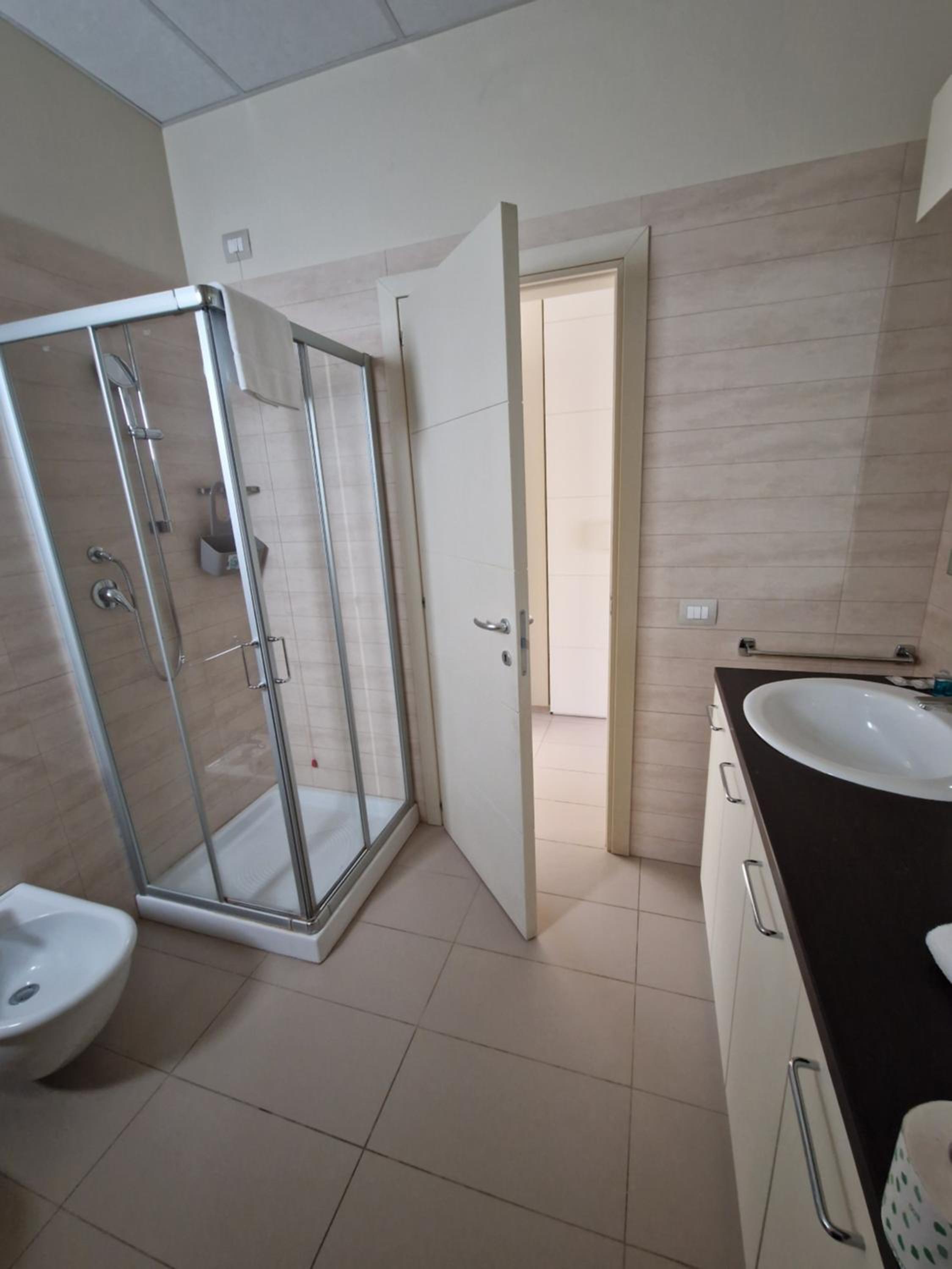 Comfort Triple Room - Photo 11