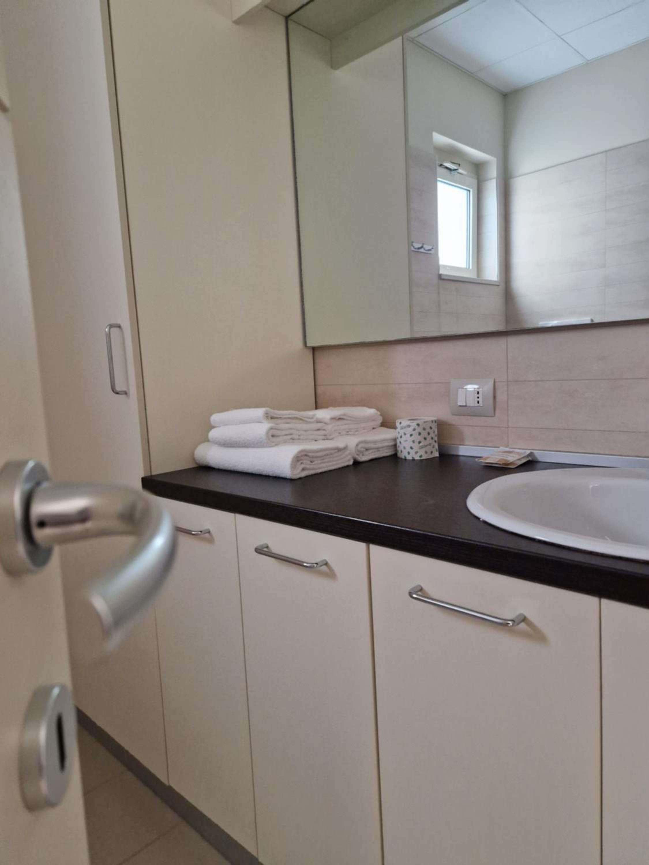 Comfort Triple Room - Photo 21