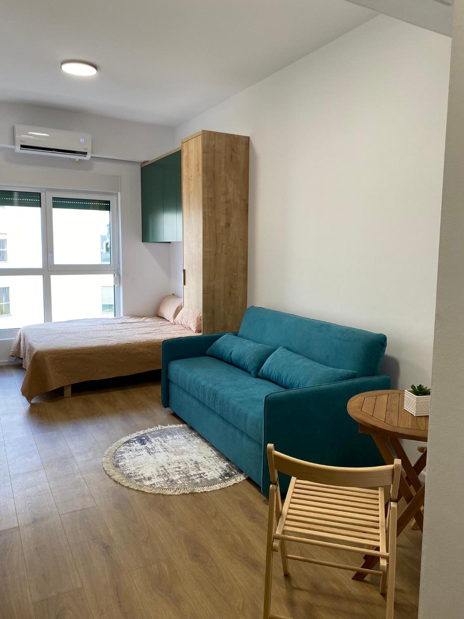 Studio Apartment