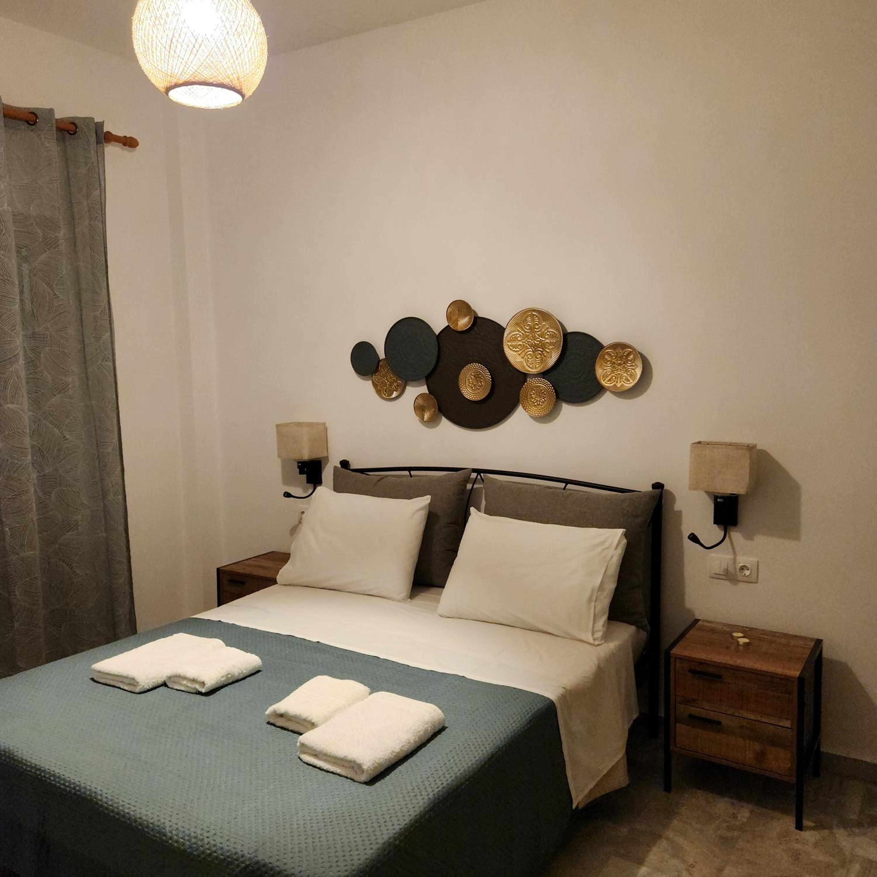 One-Bedroom Apartment photo 2