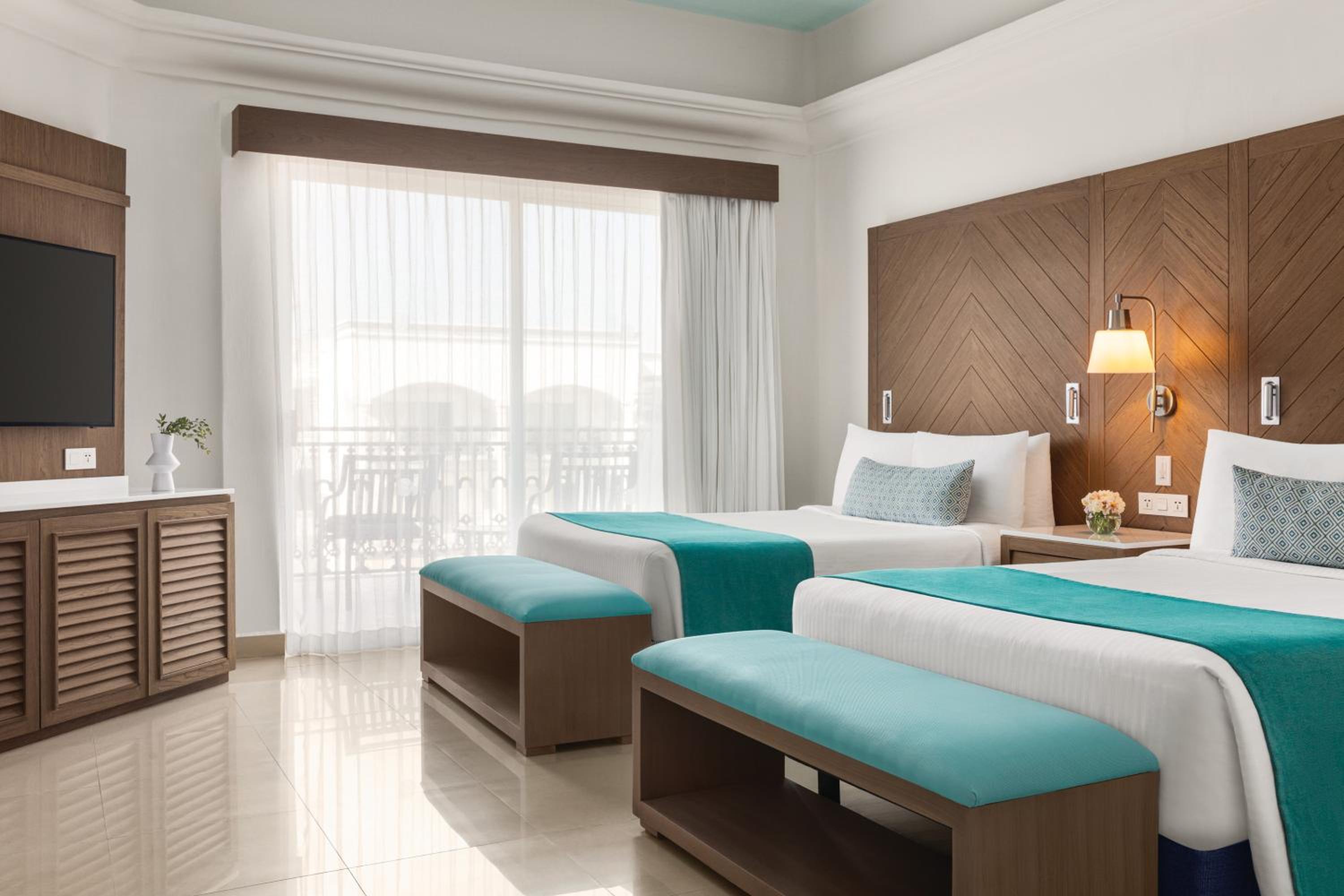 Junior Suite 2 Queen Beds, Oceanview  - Photo 1