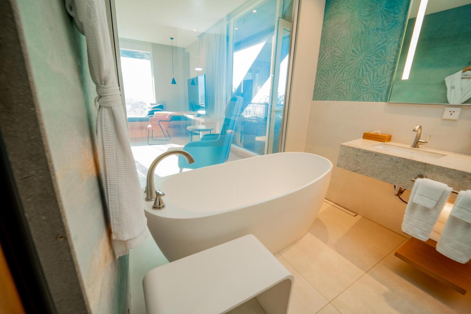 Junior Suite - Photo 13