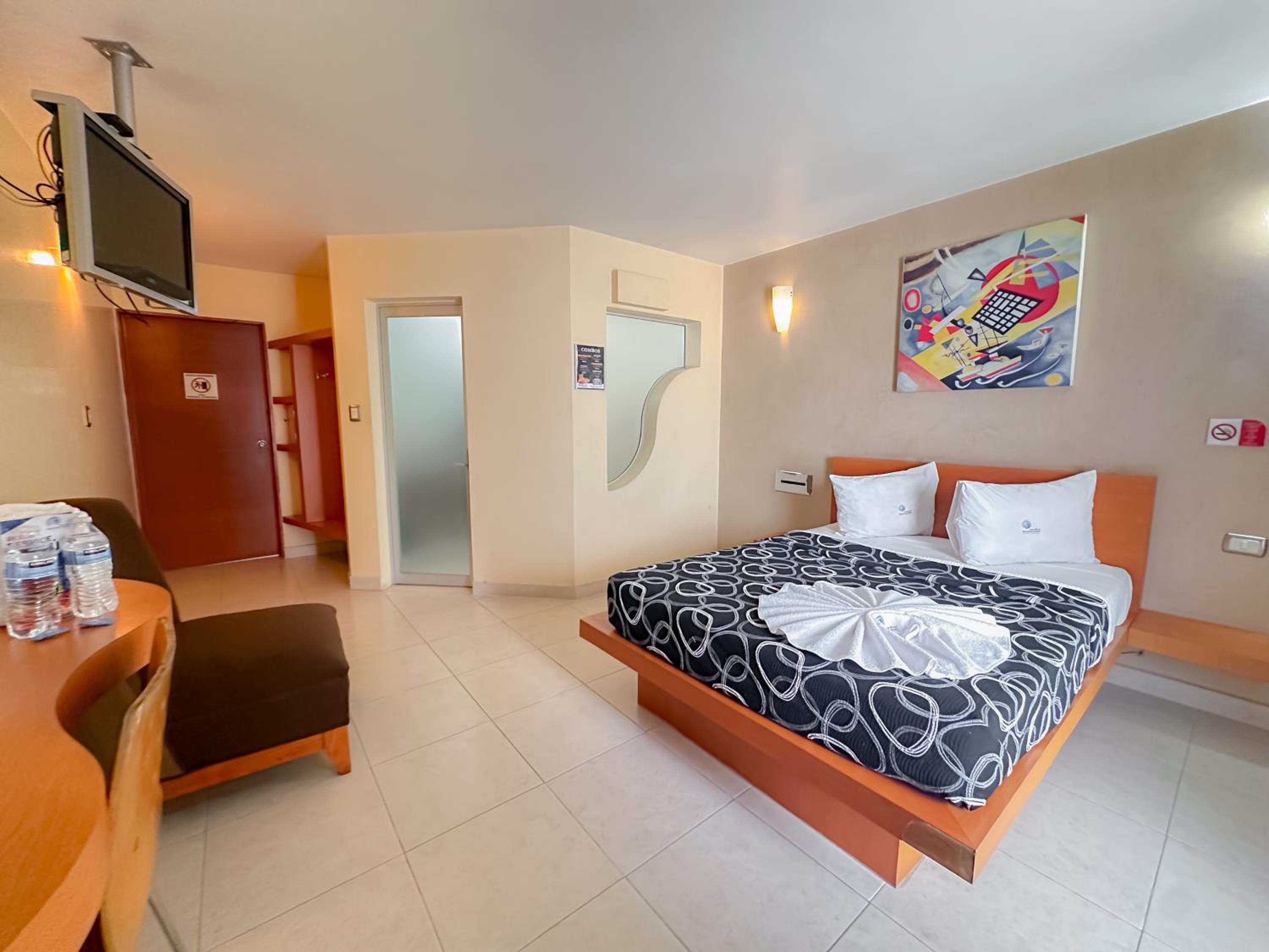Standard Double Room photo 2
