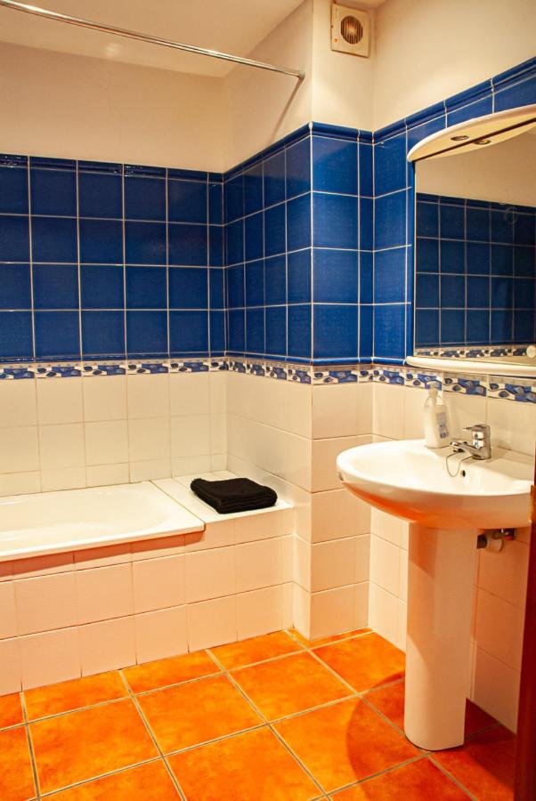 Three-Bedroom House photo 2