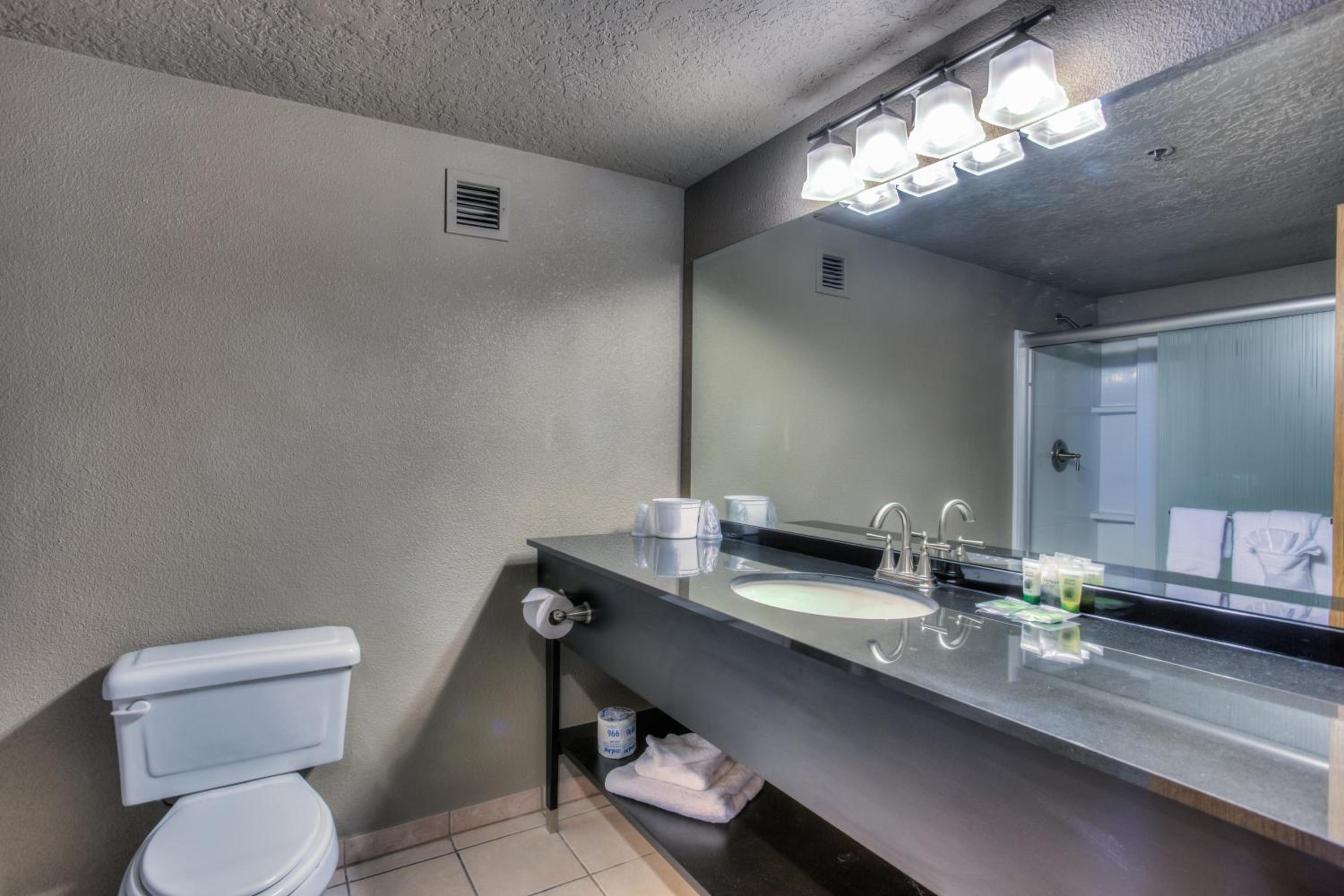 Sedona River View King Non Smoking  - Photo 2