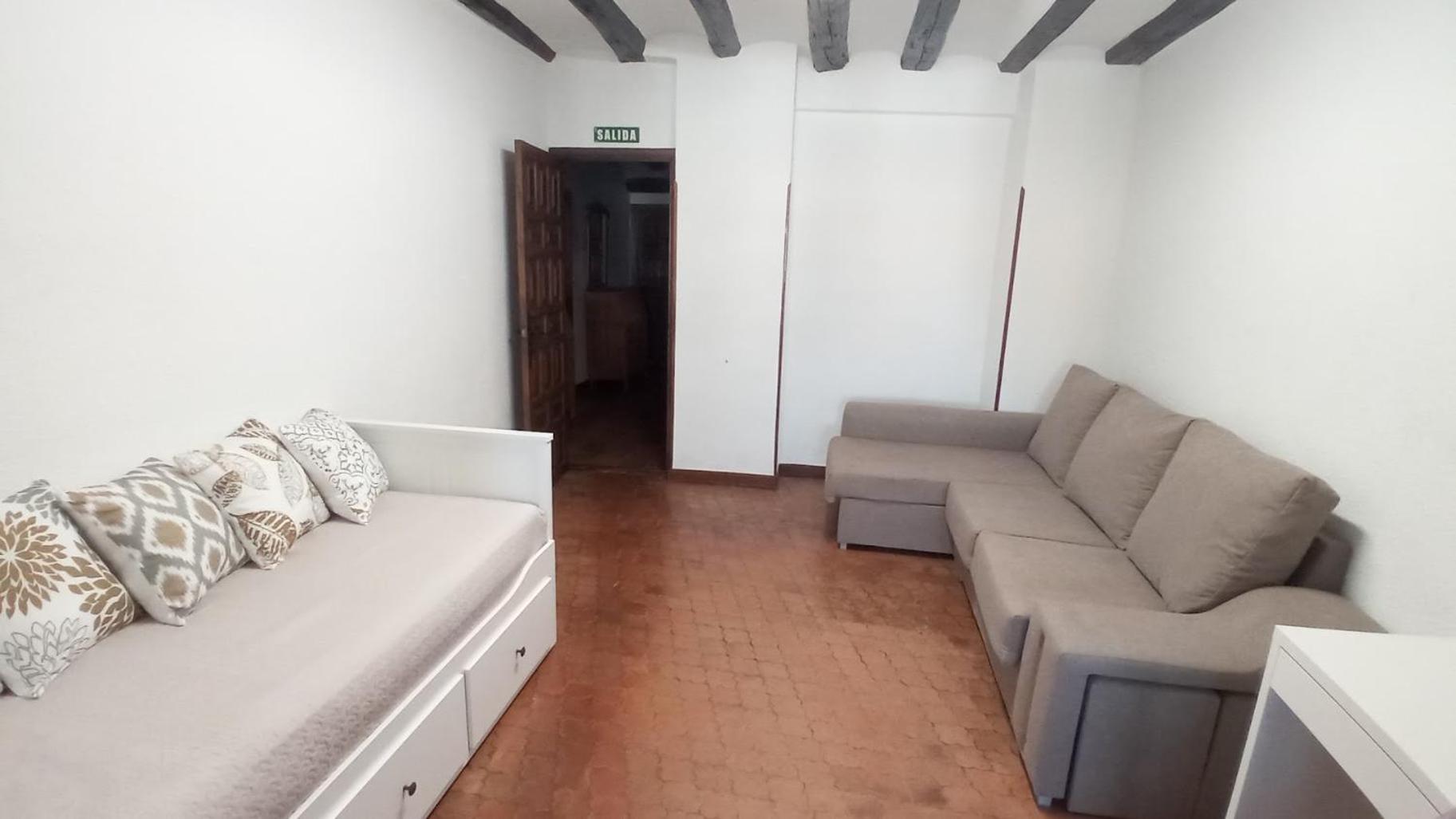 Casa de Seis Habitaciones