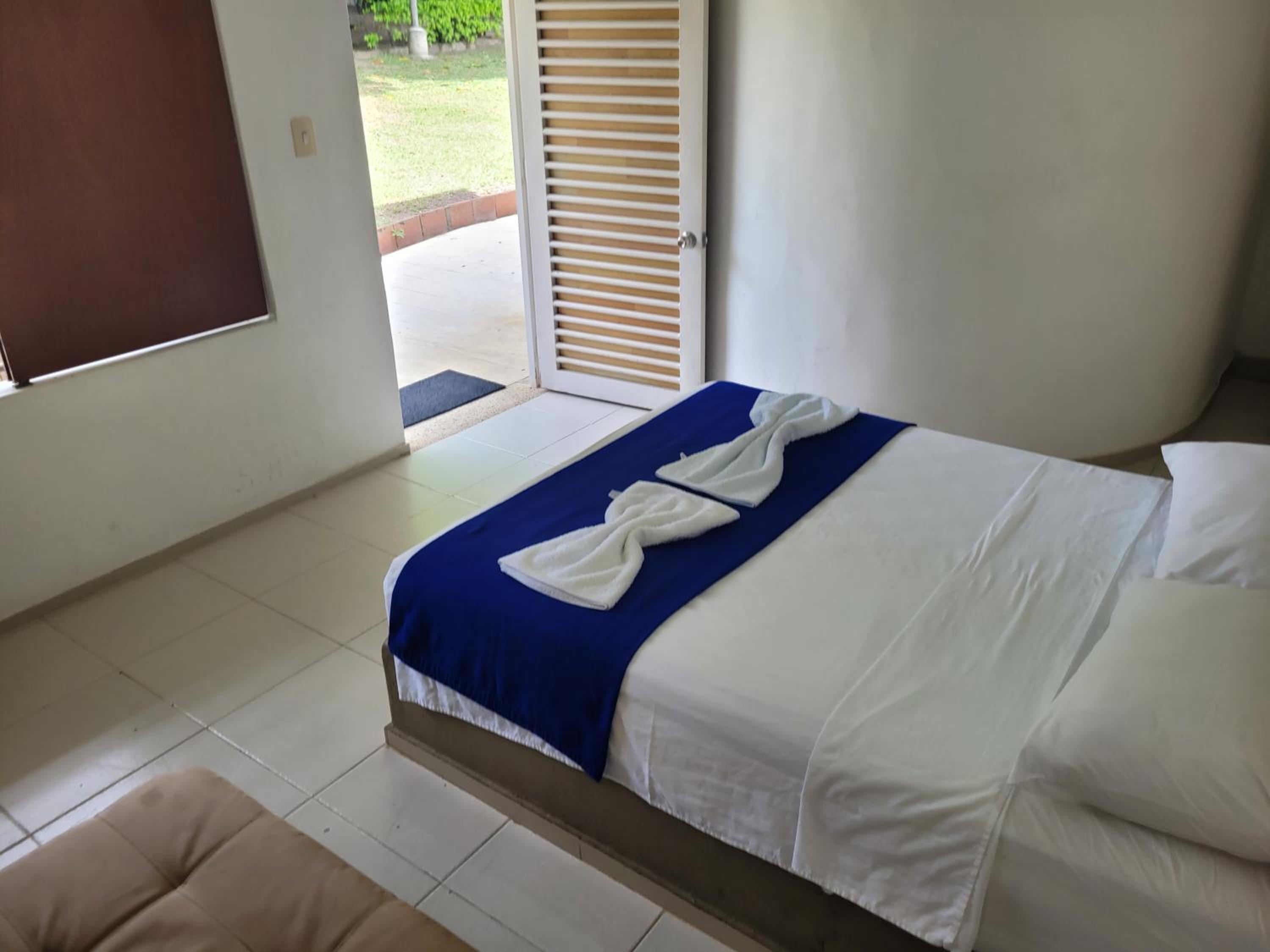 Double Room With Private Bathroom photo 3