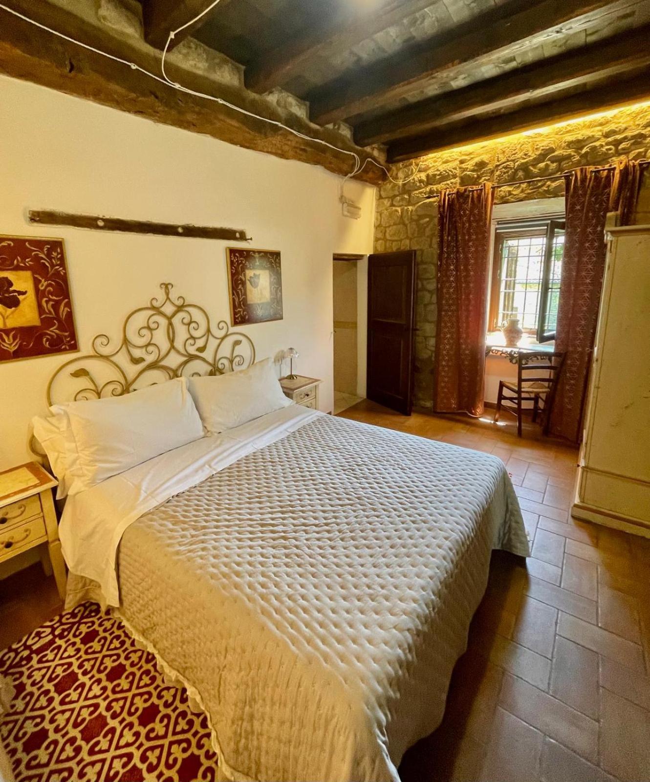 Triple Room with Bathroom photo 1