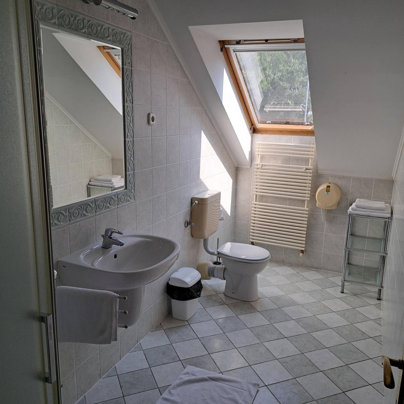 Twin Room photo 2
