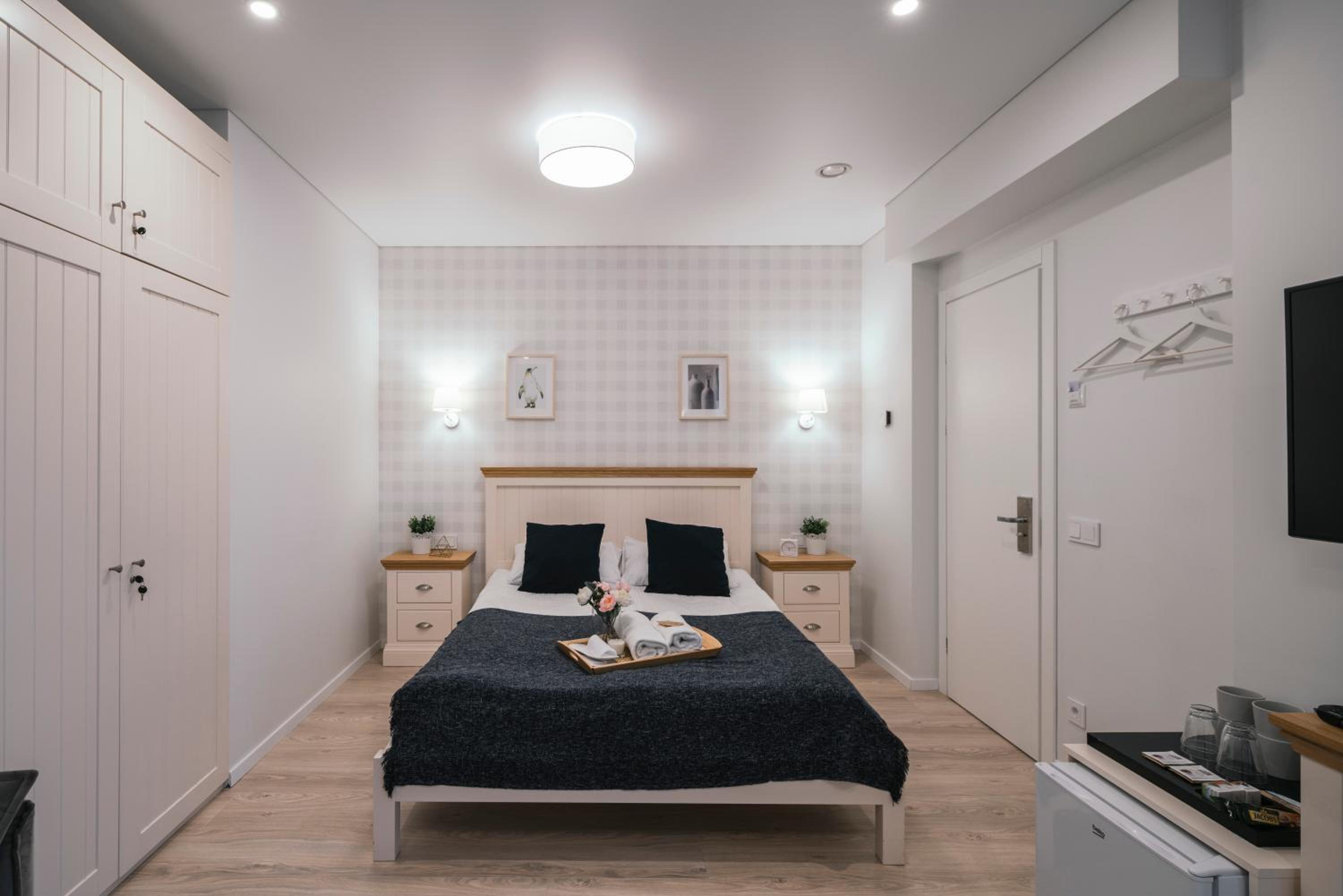 Extra Large Deluxe Suite - 2 Rooms