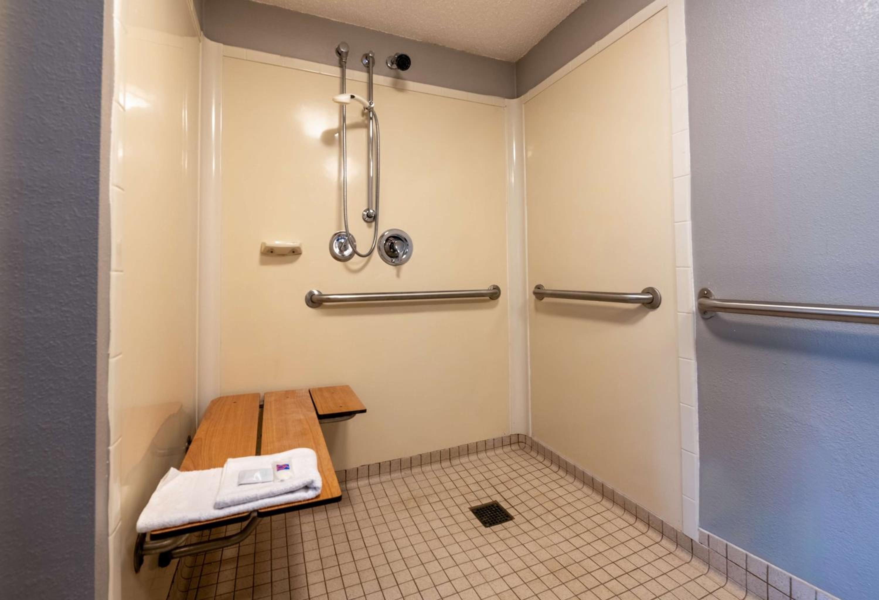 Quadruple Room - Disability Access - Roll in Shower