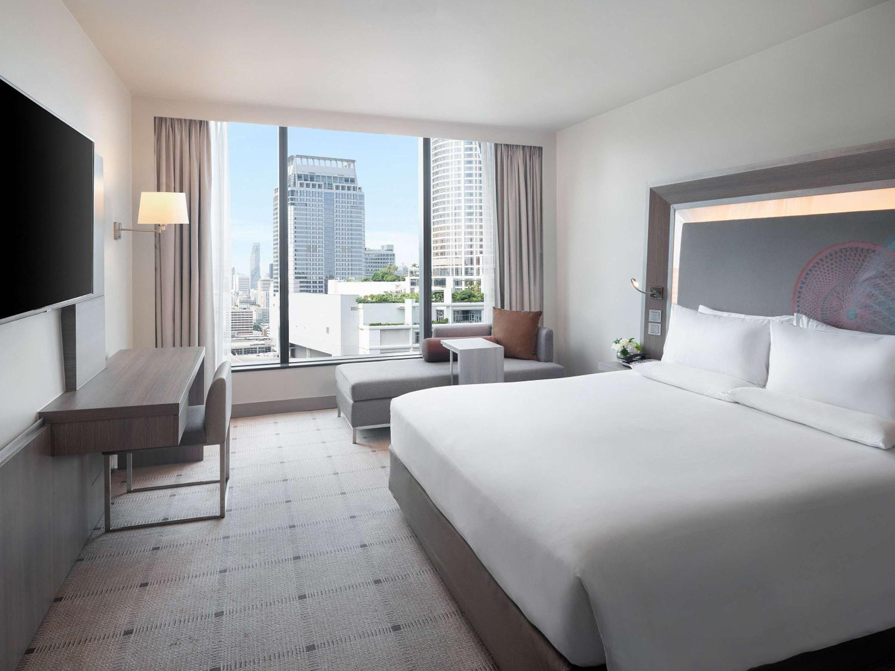 Premier Double Room with Park View thumbnail 6