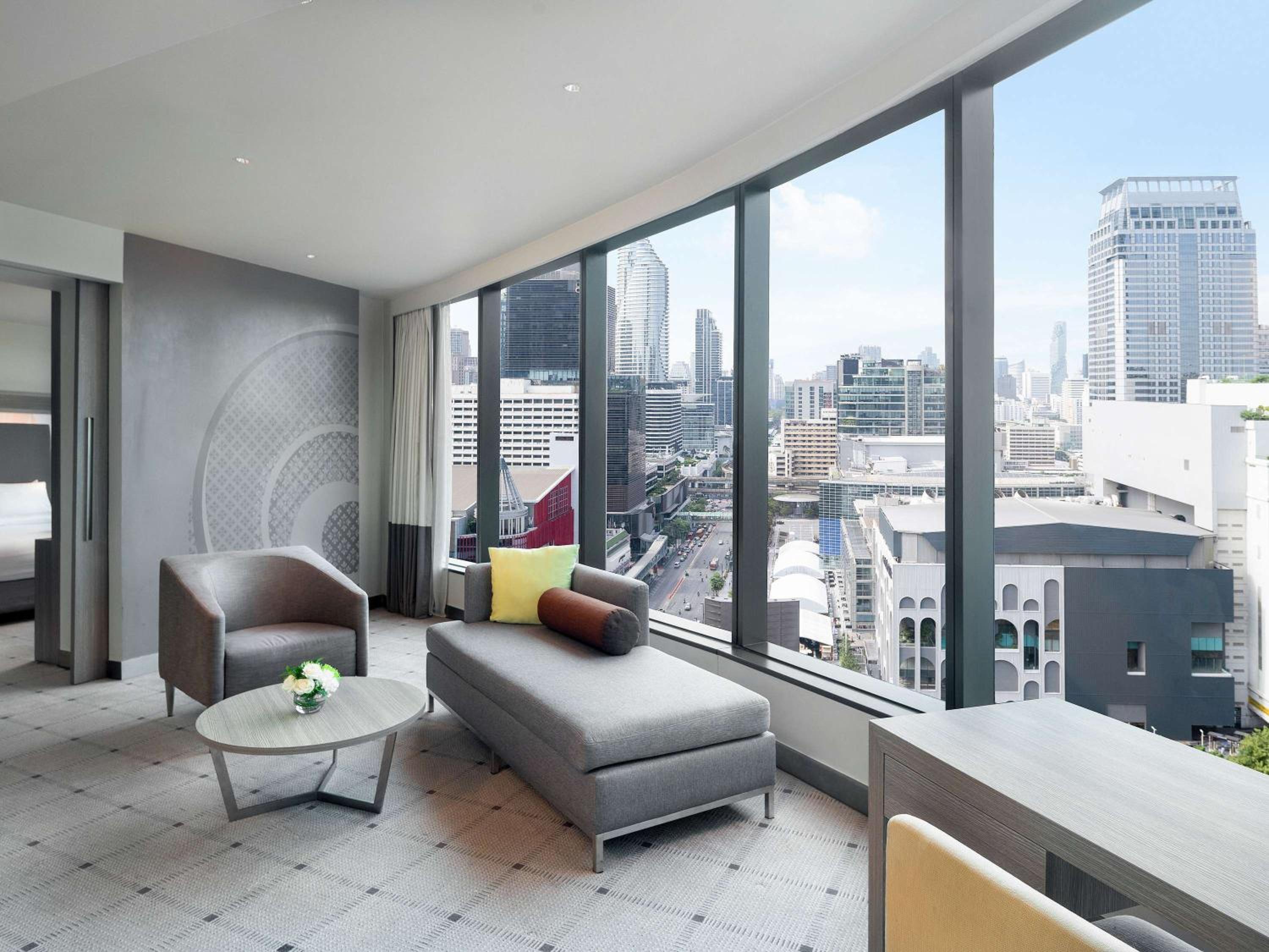 Executive King Suite – Lounge Access