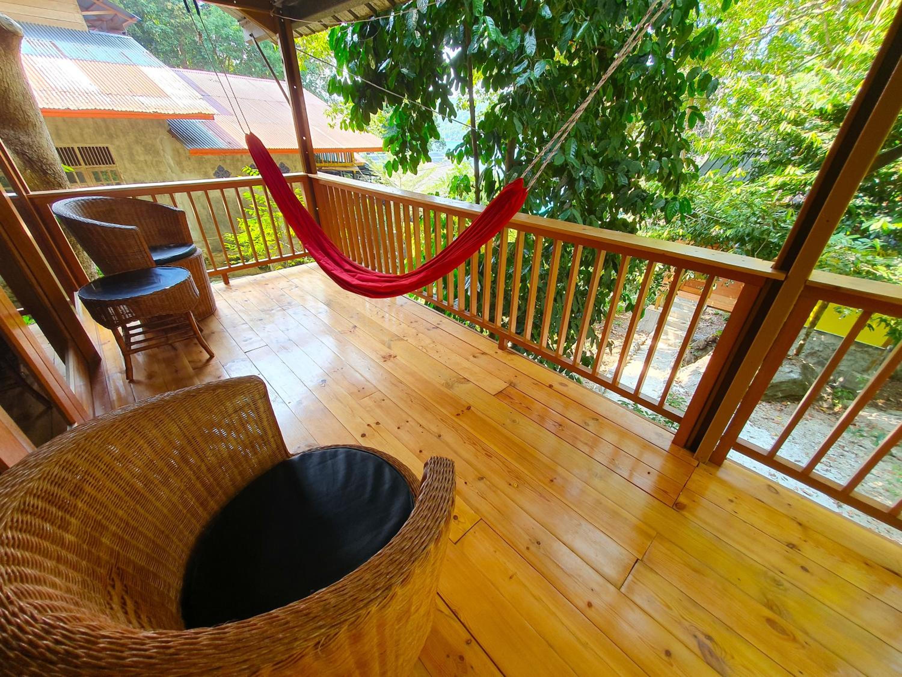 Superior Bungalow - Photo 10