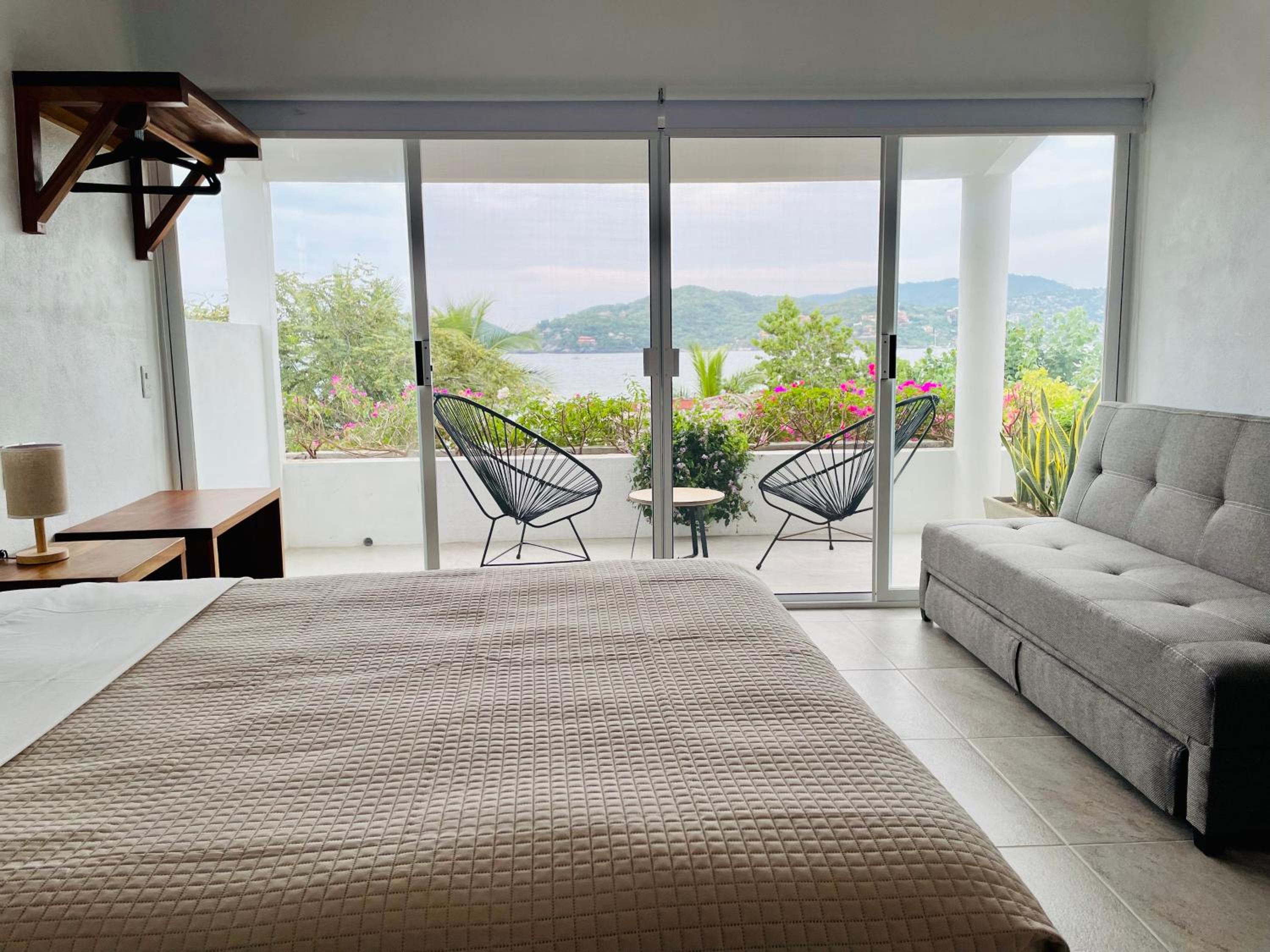 Suite with Sea View photo 1