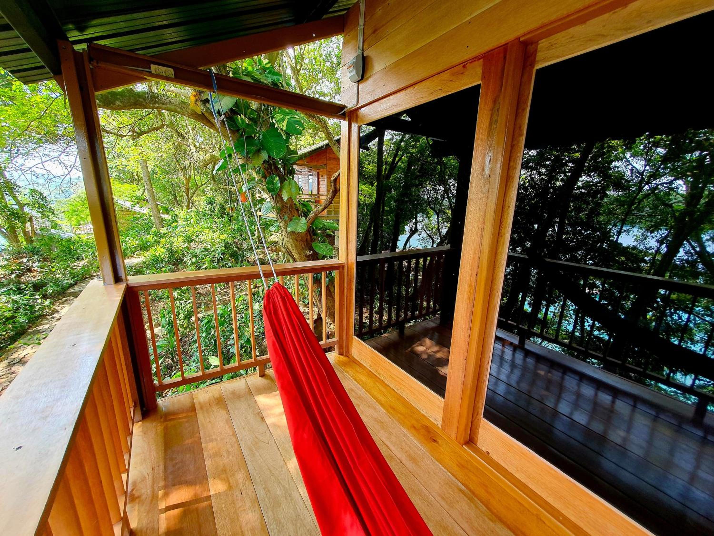 Superior Bungalow - Photo 8