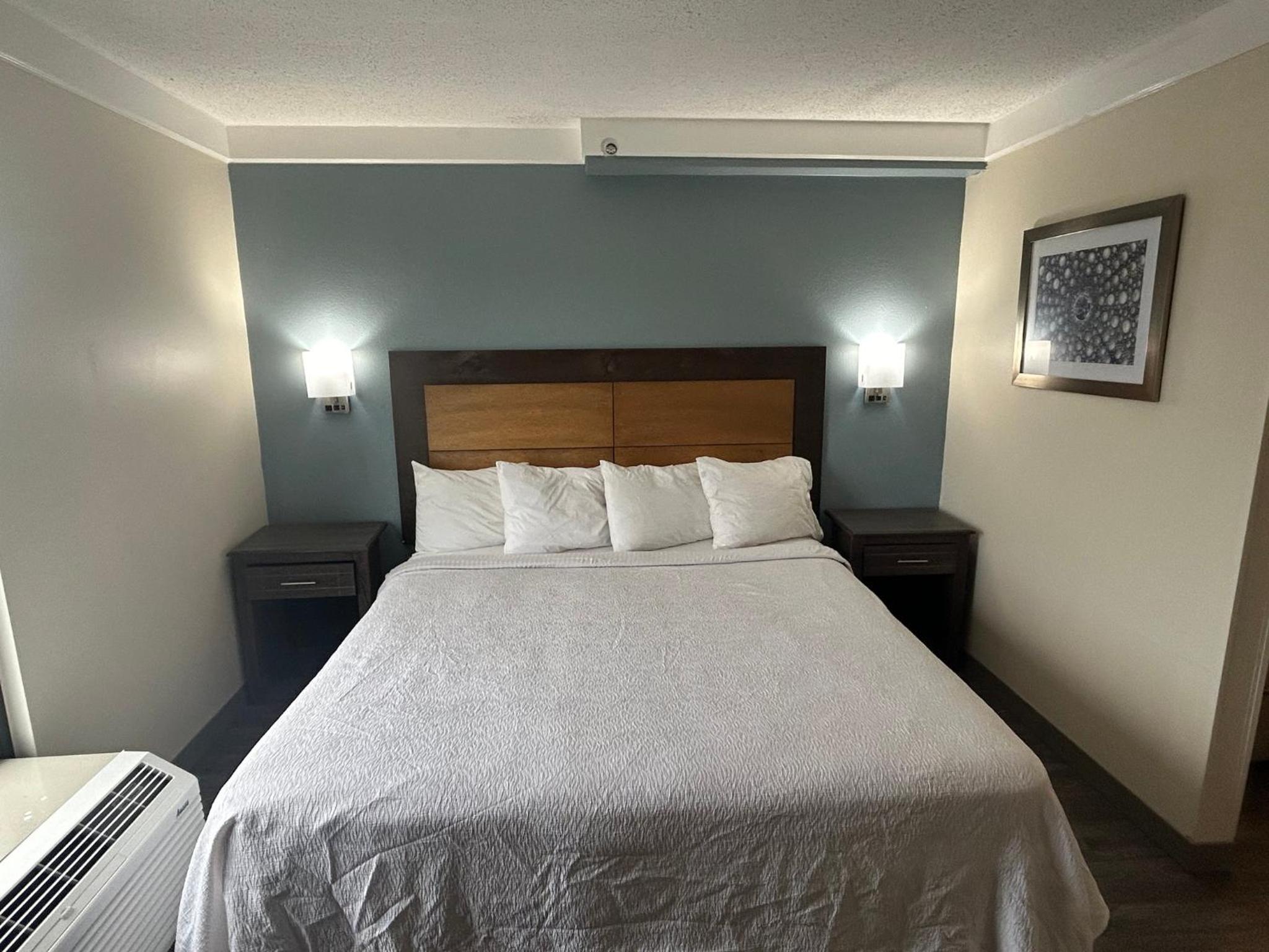Suite King with Spa Bath Smoke Free
