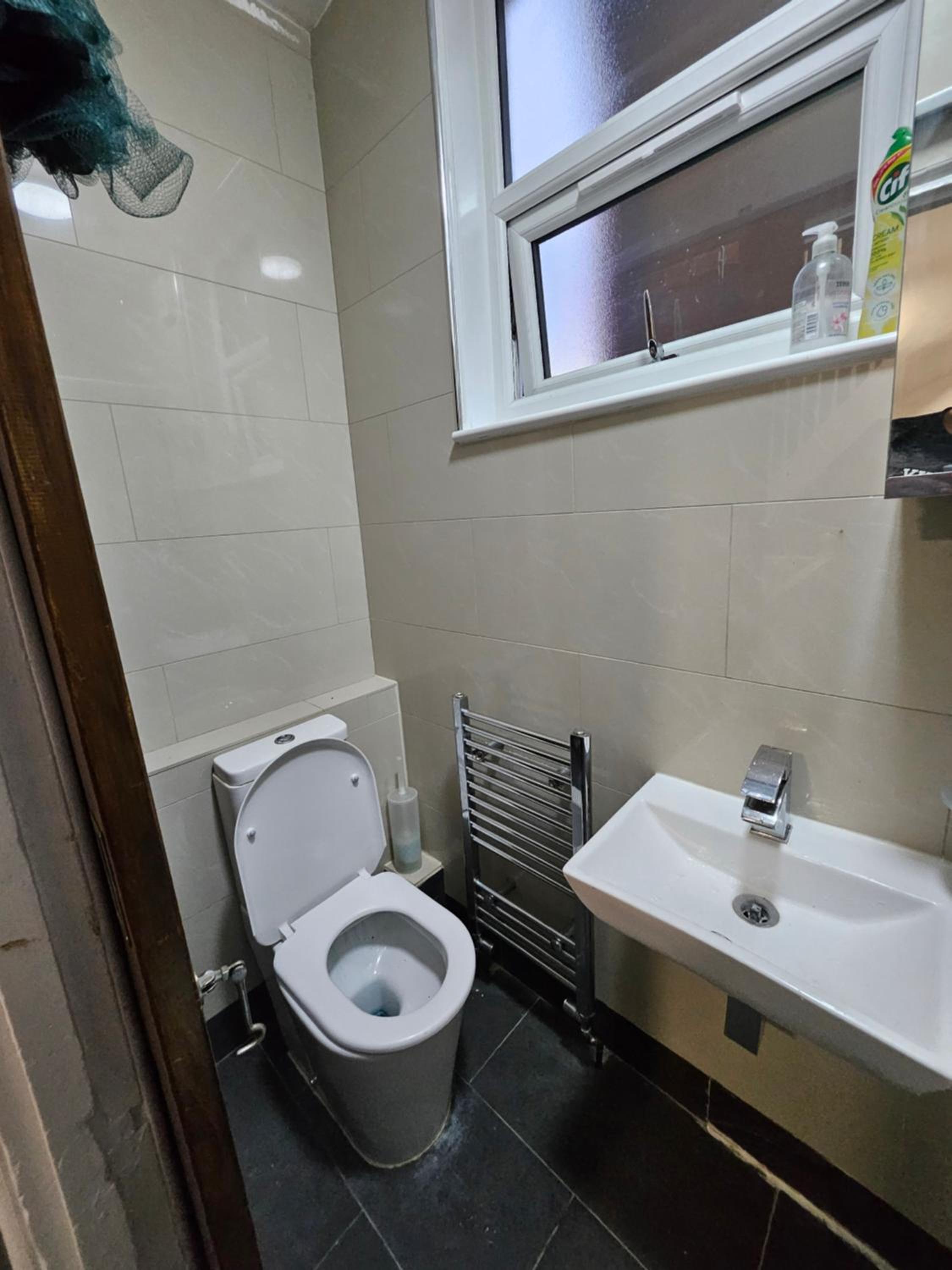 Double Room With Shared Bathroom