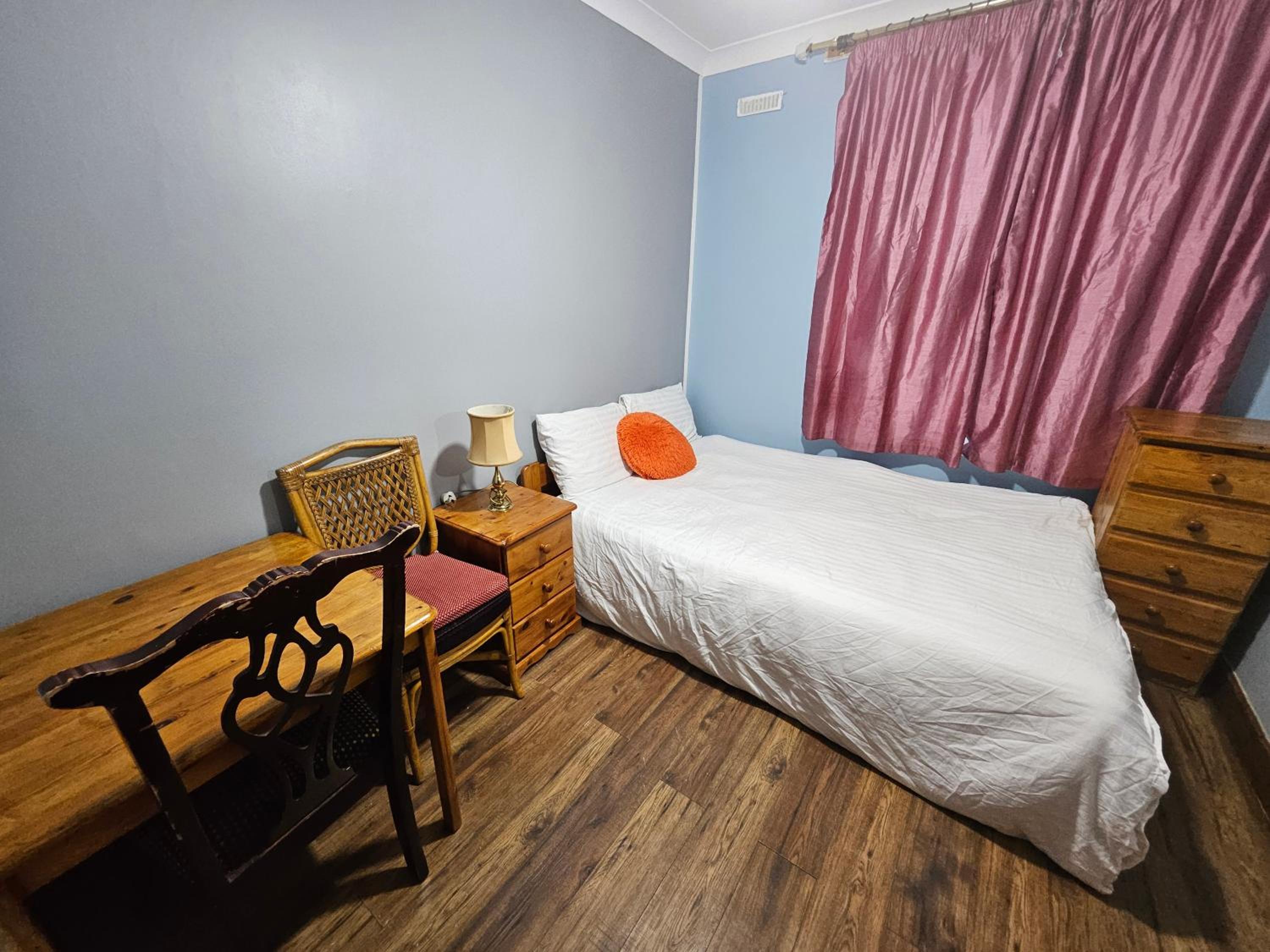 Standard Double Room with Shared Bathroom photo 3